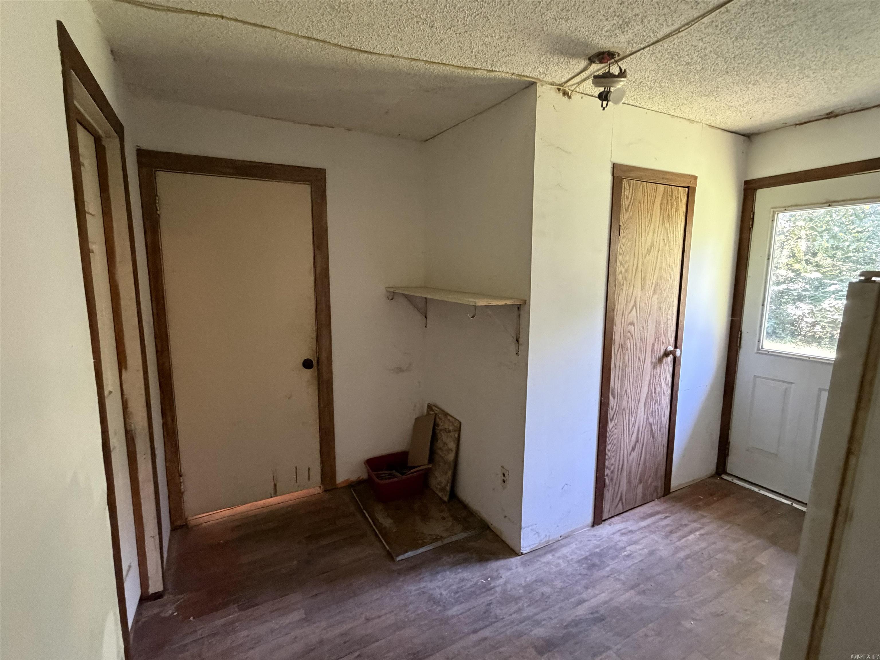 220 Polk Road 18 Property Photo 11