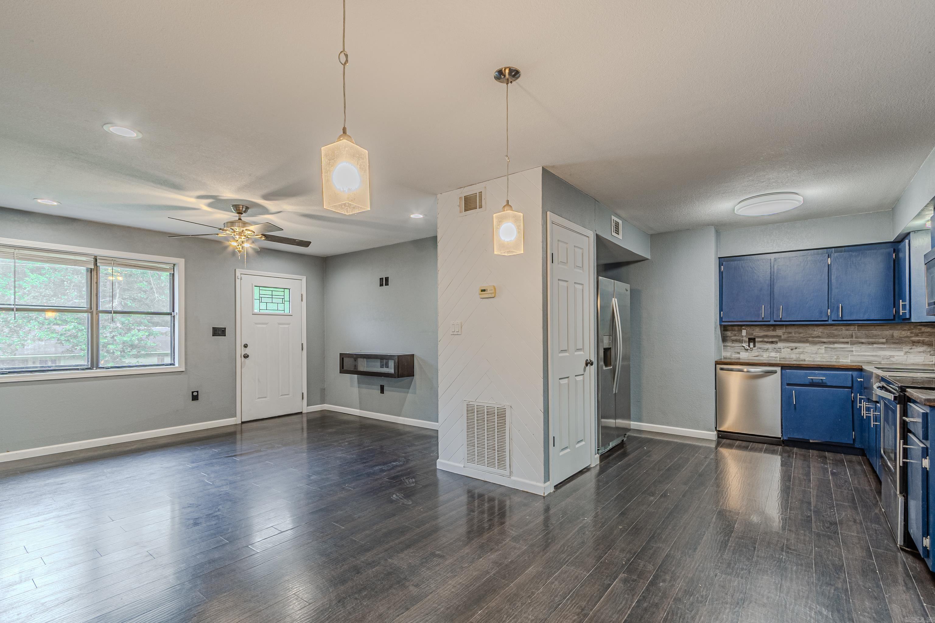 505 Brentwood Property Photo 4