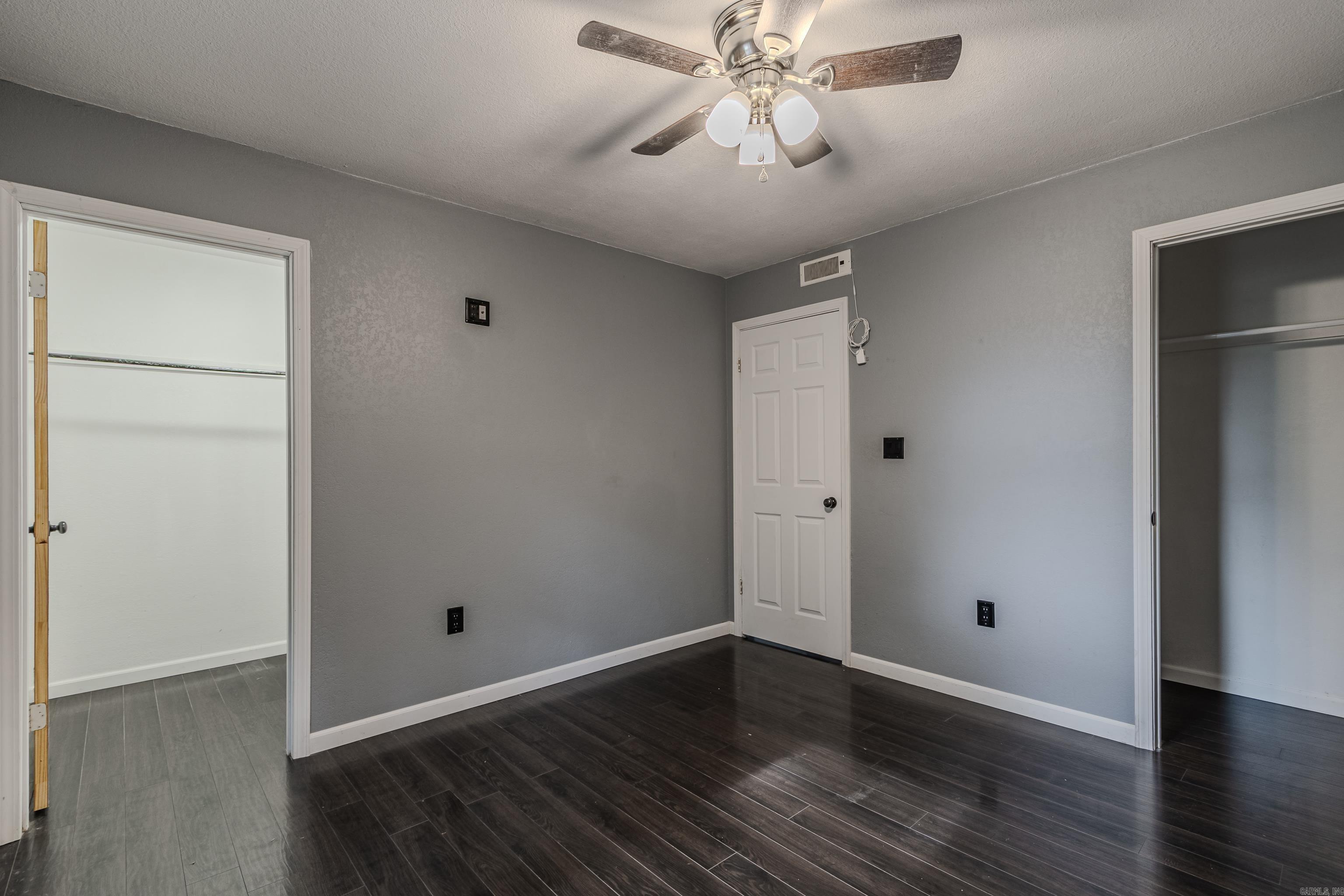 505 Brentwood Property Photo 9