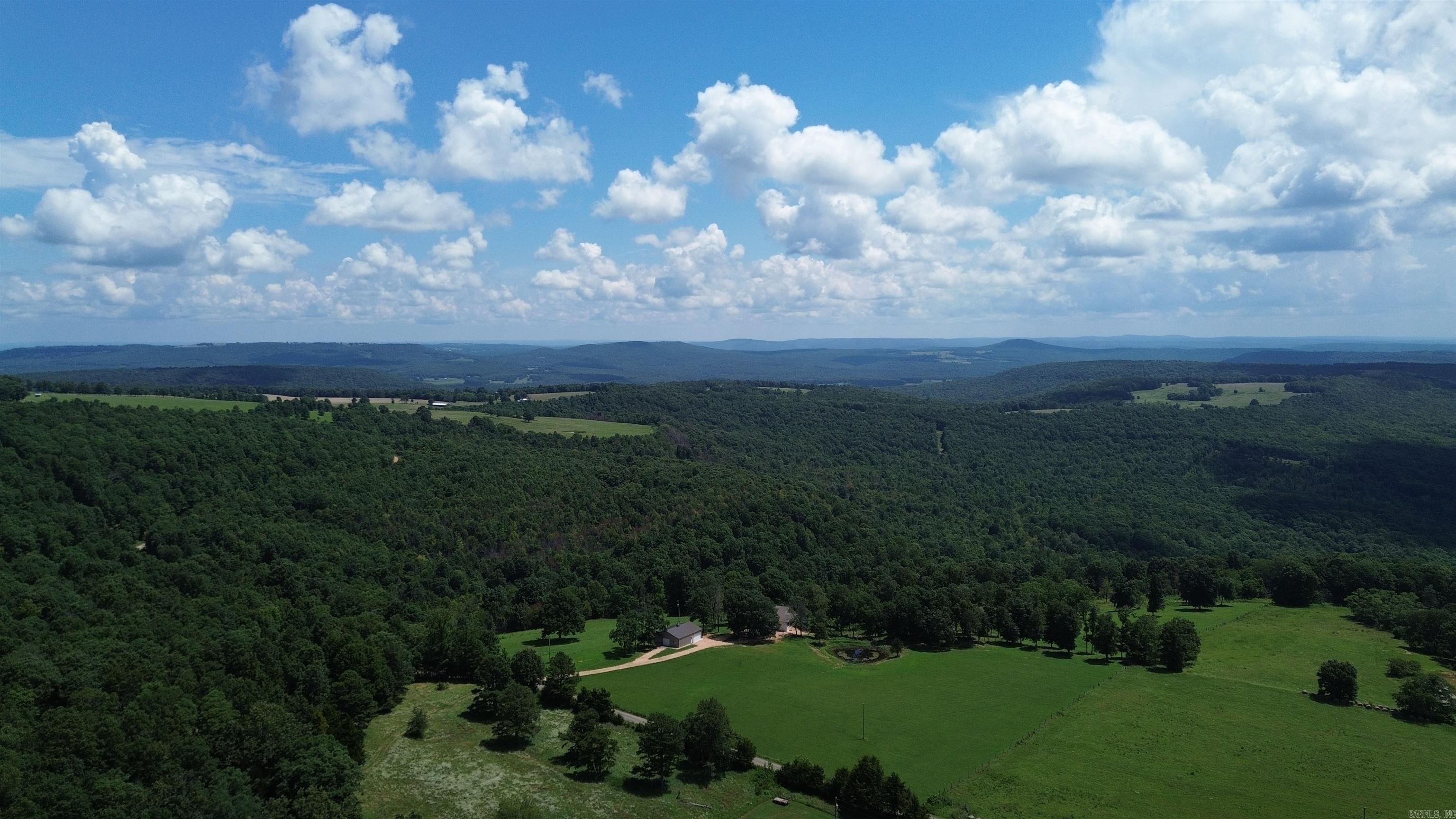 918 Bowith Hollow Property Photo 3