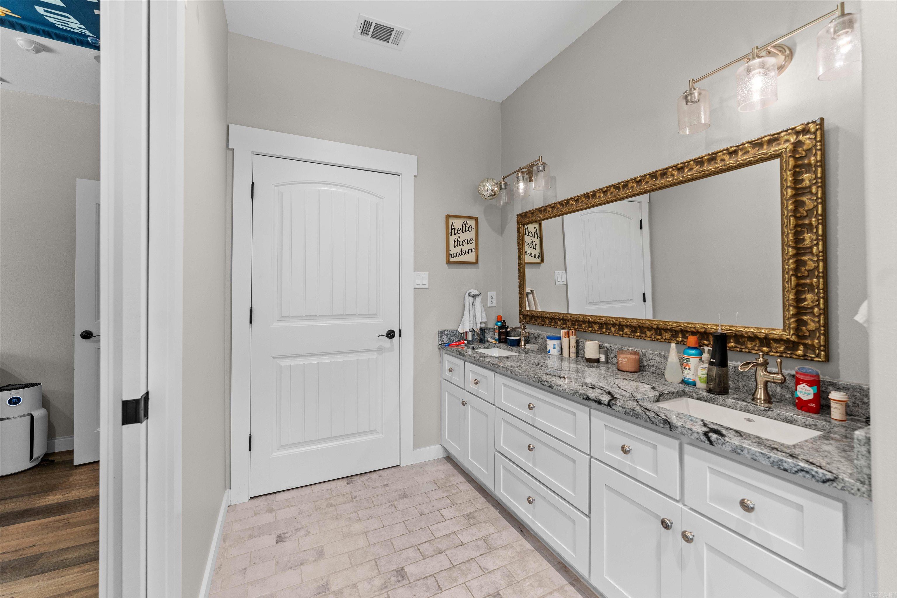 4241 Brody Crossing Property Photo 18