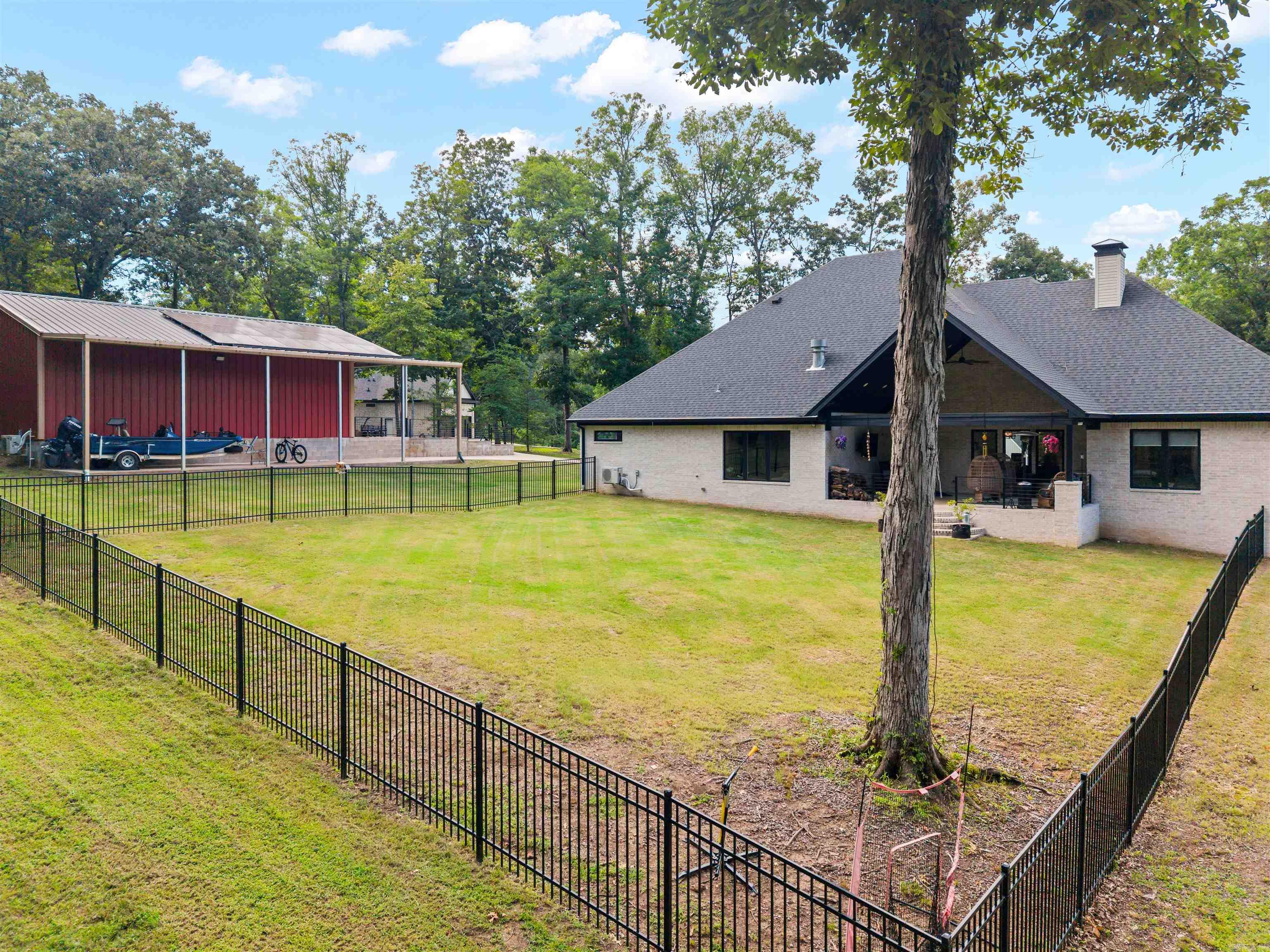 4241 Brody Crossing Property Photo 39