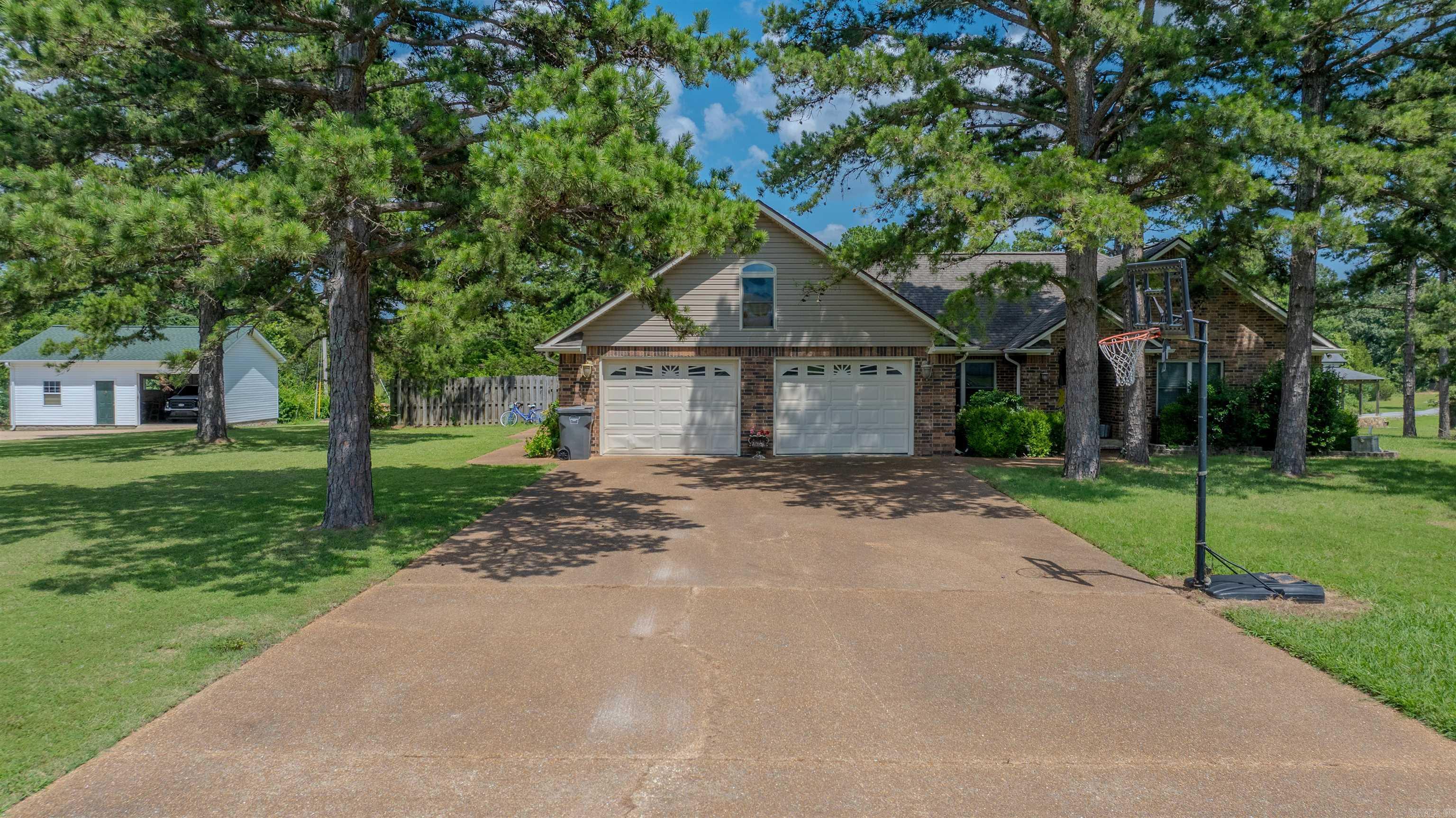 5 Jacob Lane Property Photo 2