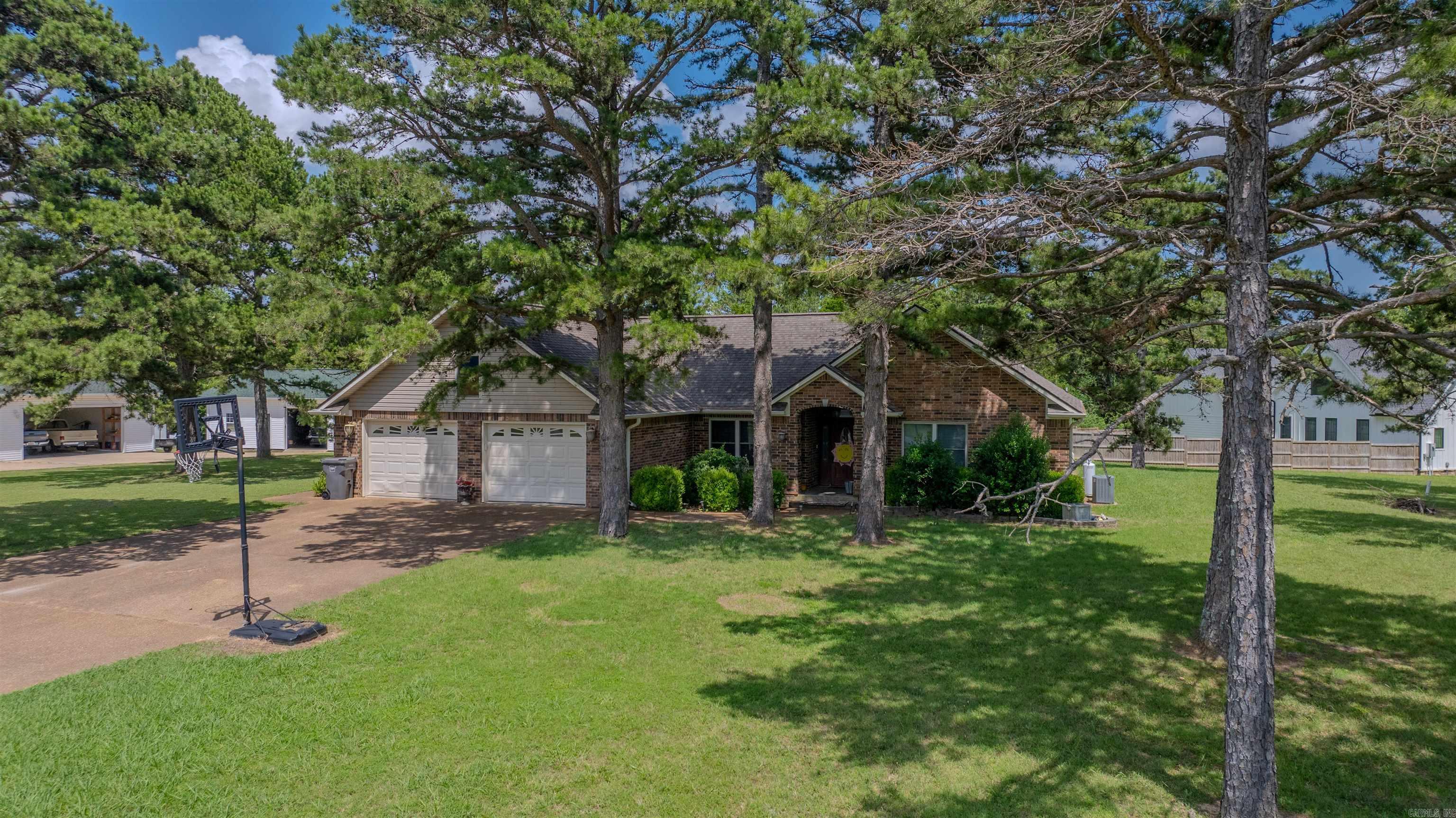 5 Jacob Lane Property Photo 3