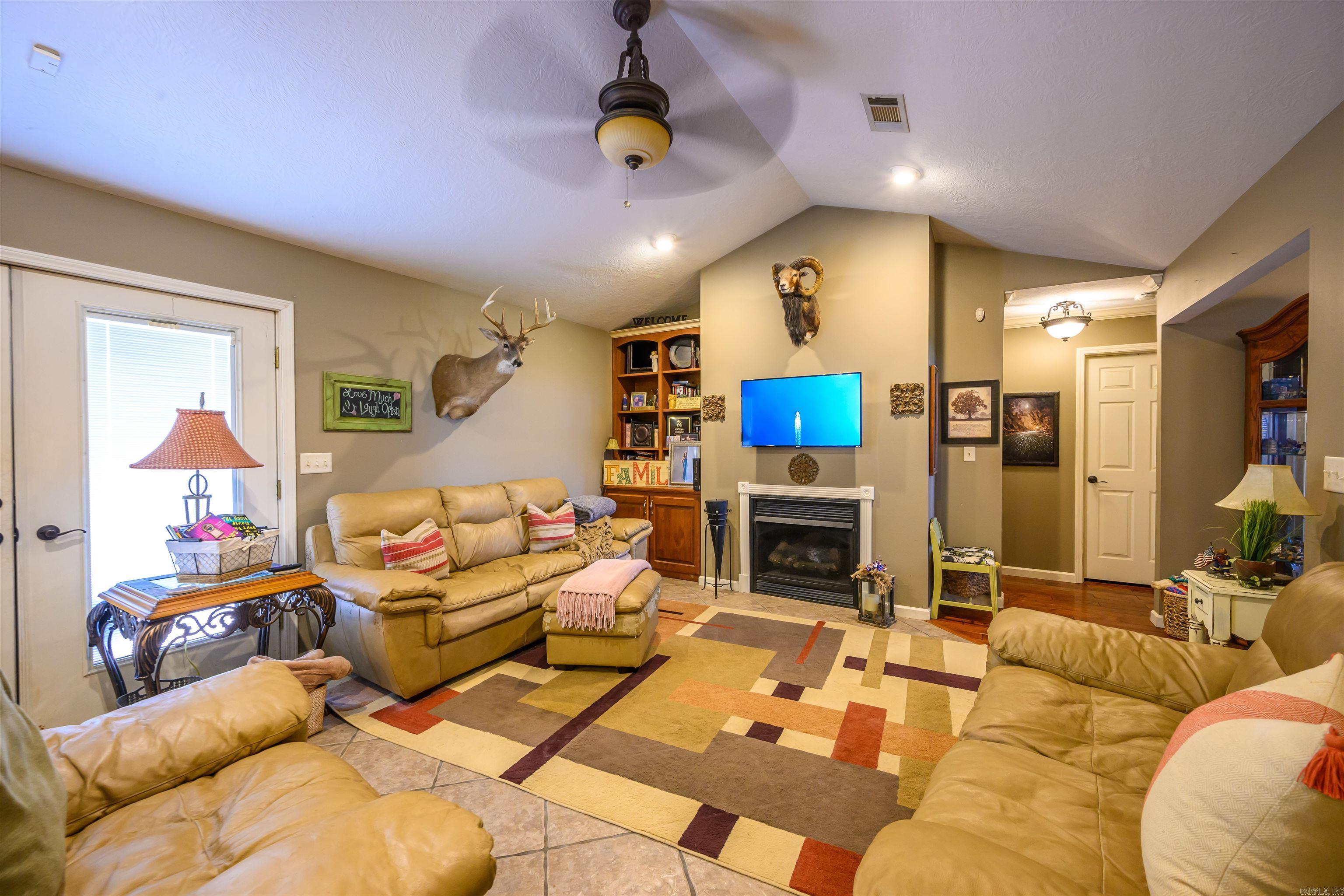 5 Jacob Lane Property Photo 10