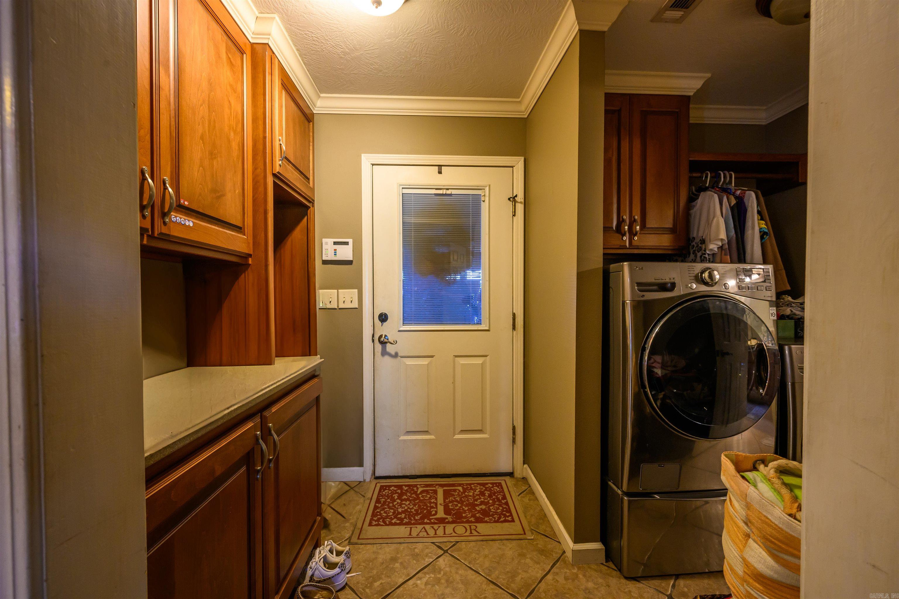 5 Jacob Lane Property Photo 17