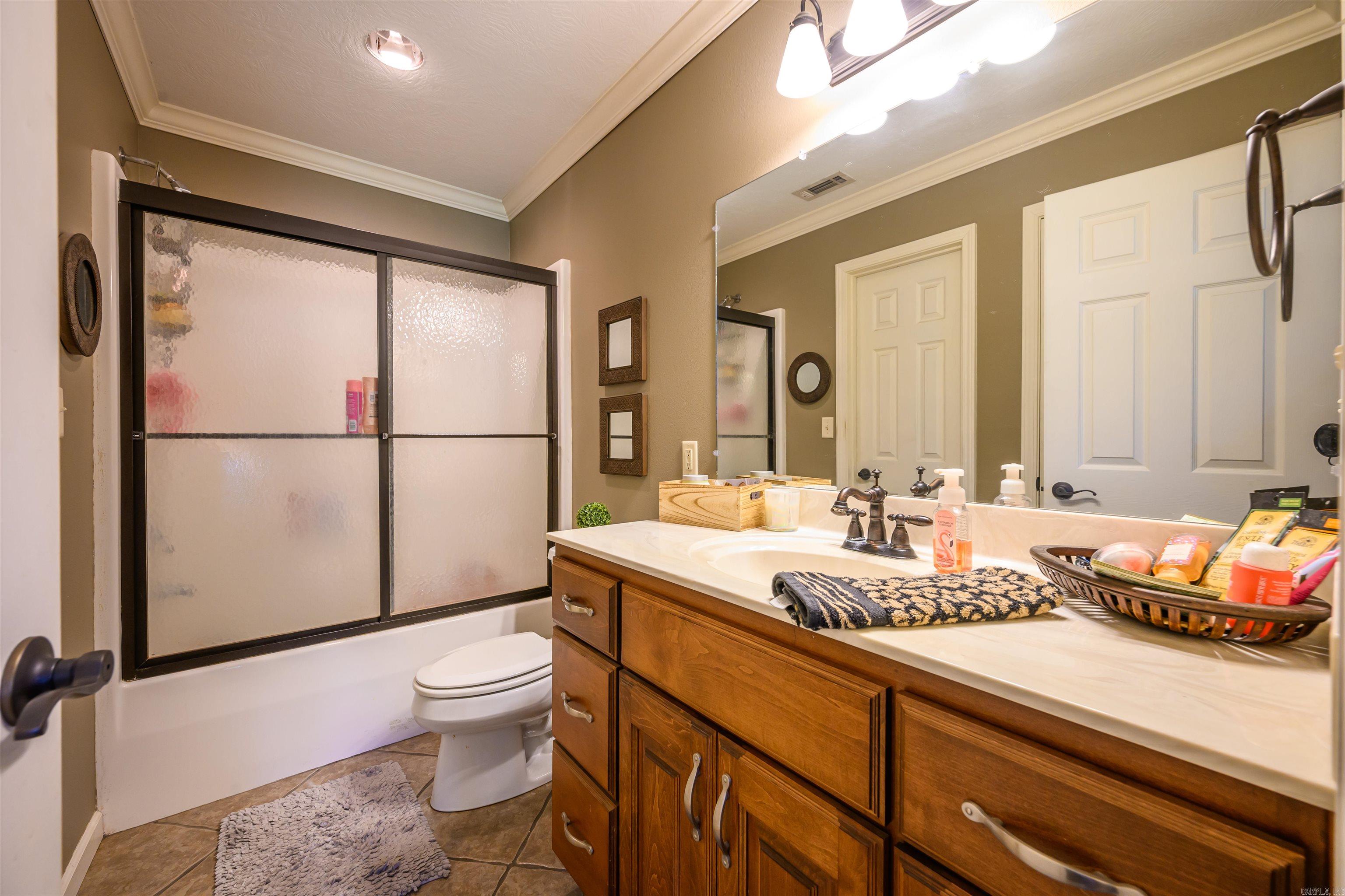 5 Jacob Lane Property Photo 19