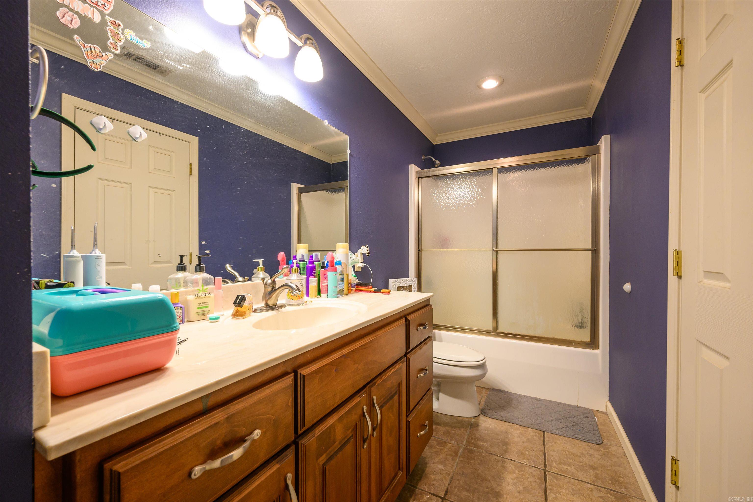 5 Jacob Lane Property Photo 24