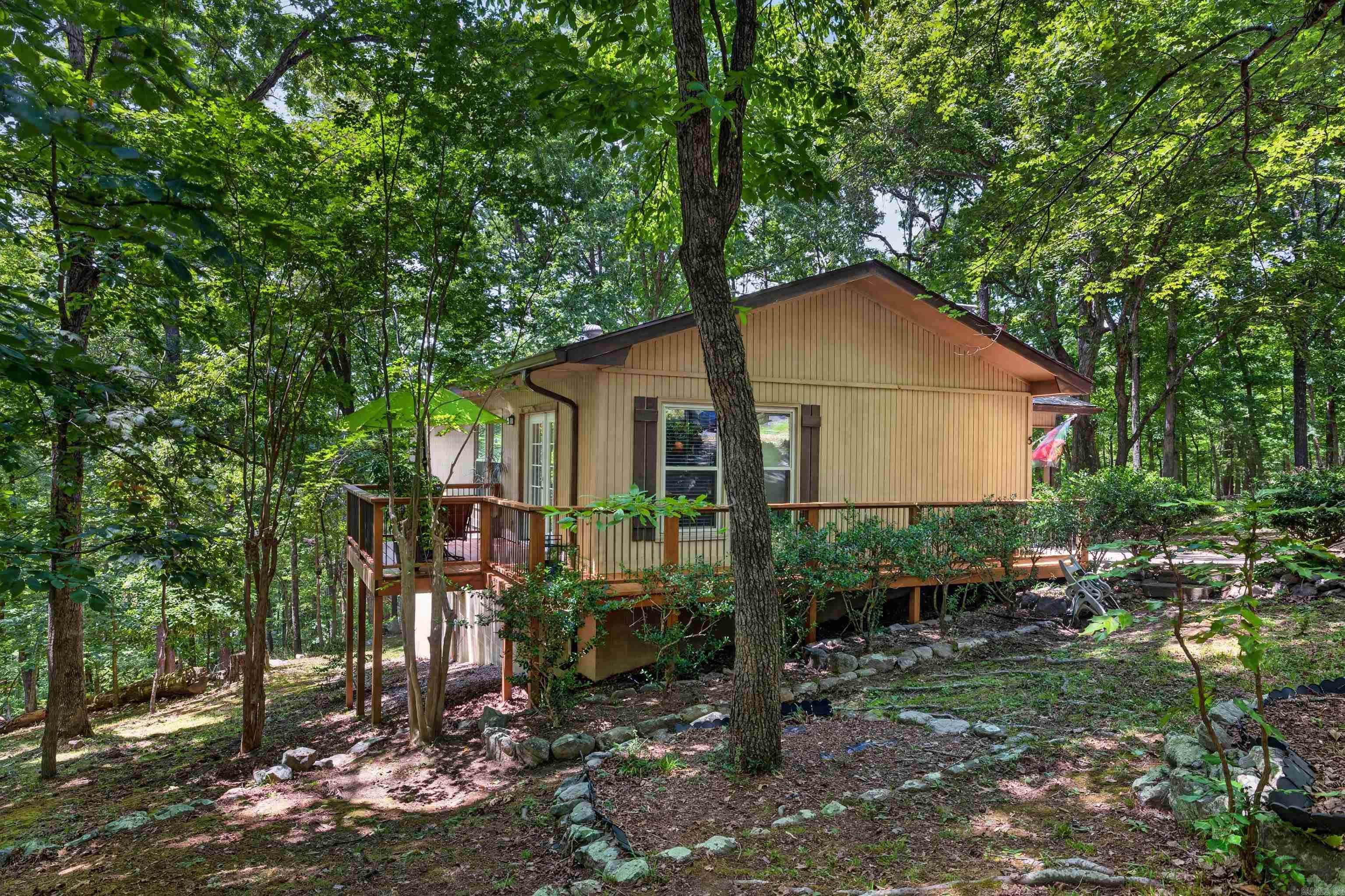 5 Ona Circle Property Photo 3