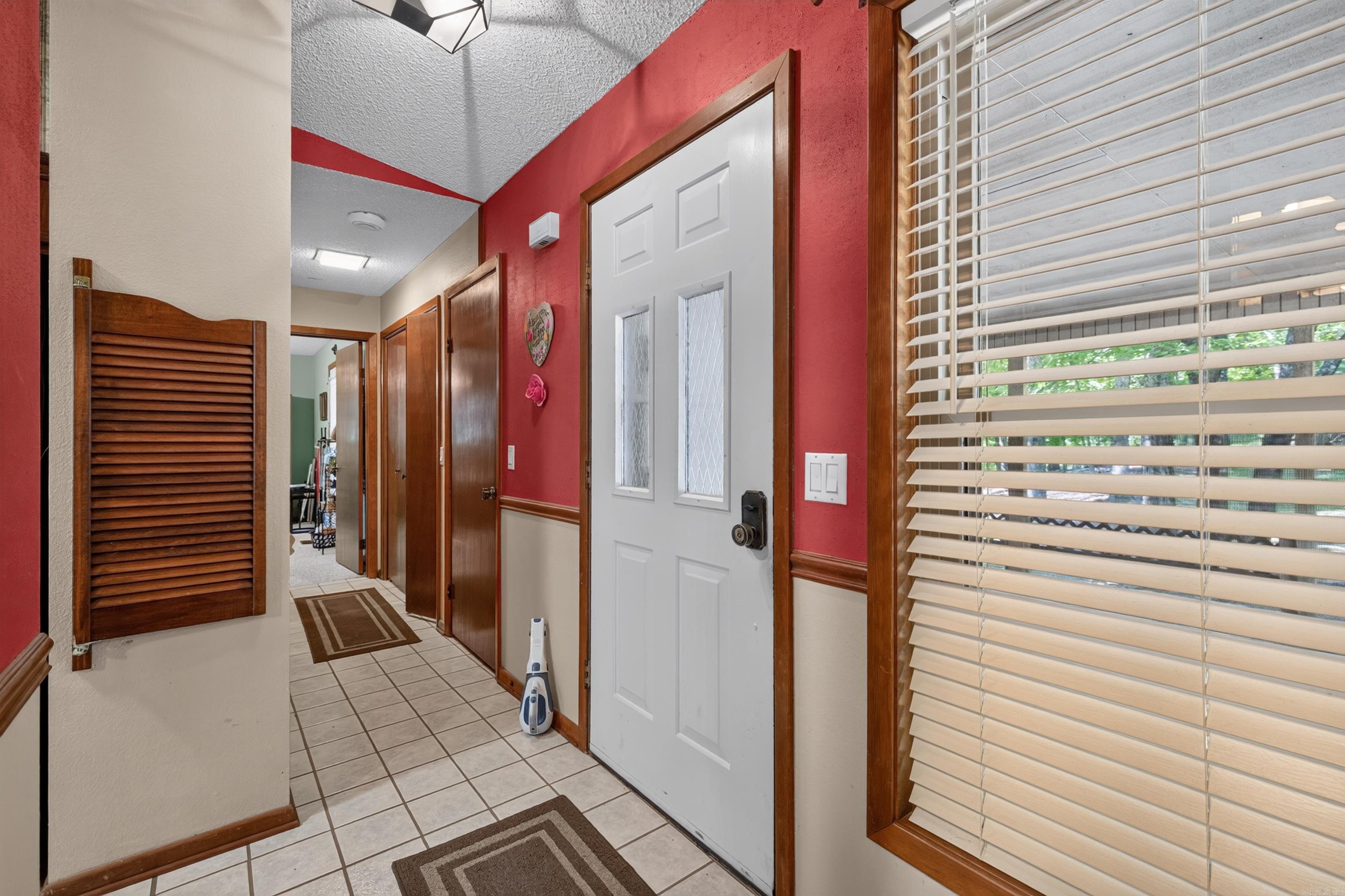 5 Ona Circle Property Photo 15