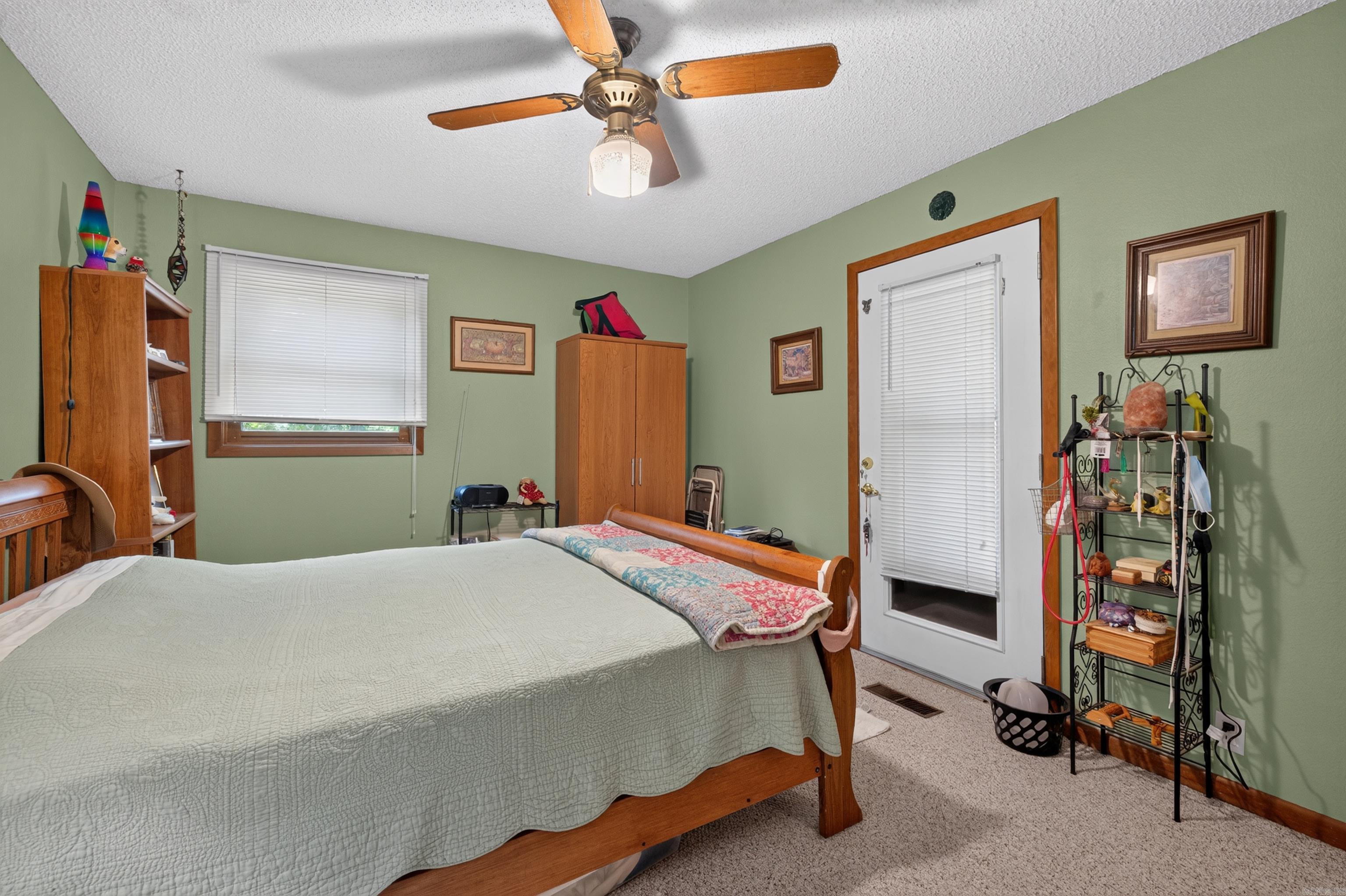 5 Ona Circle Property Photo 19