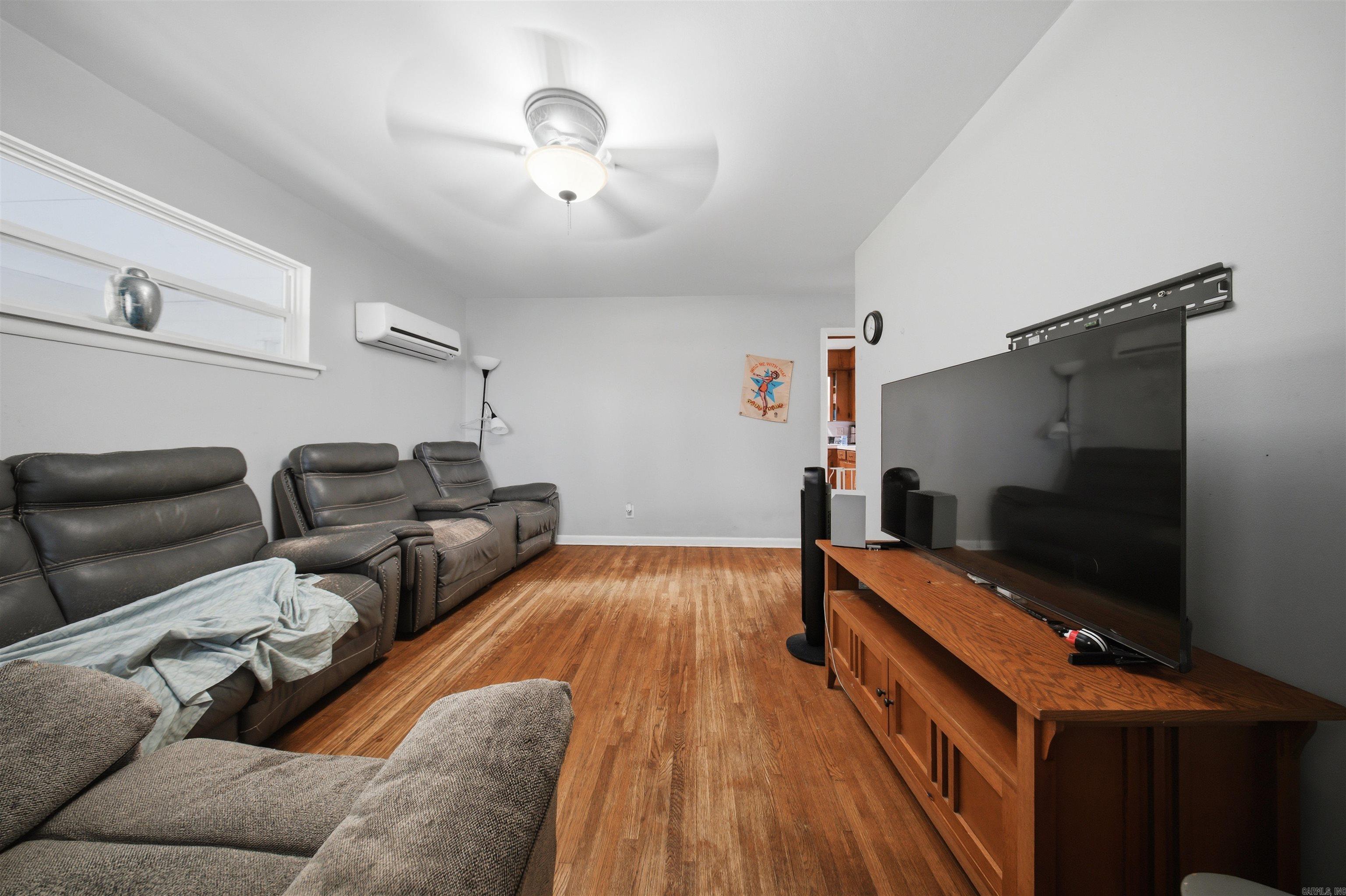 22 Cliffwood Cir Property Photo 2