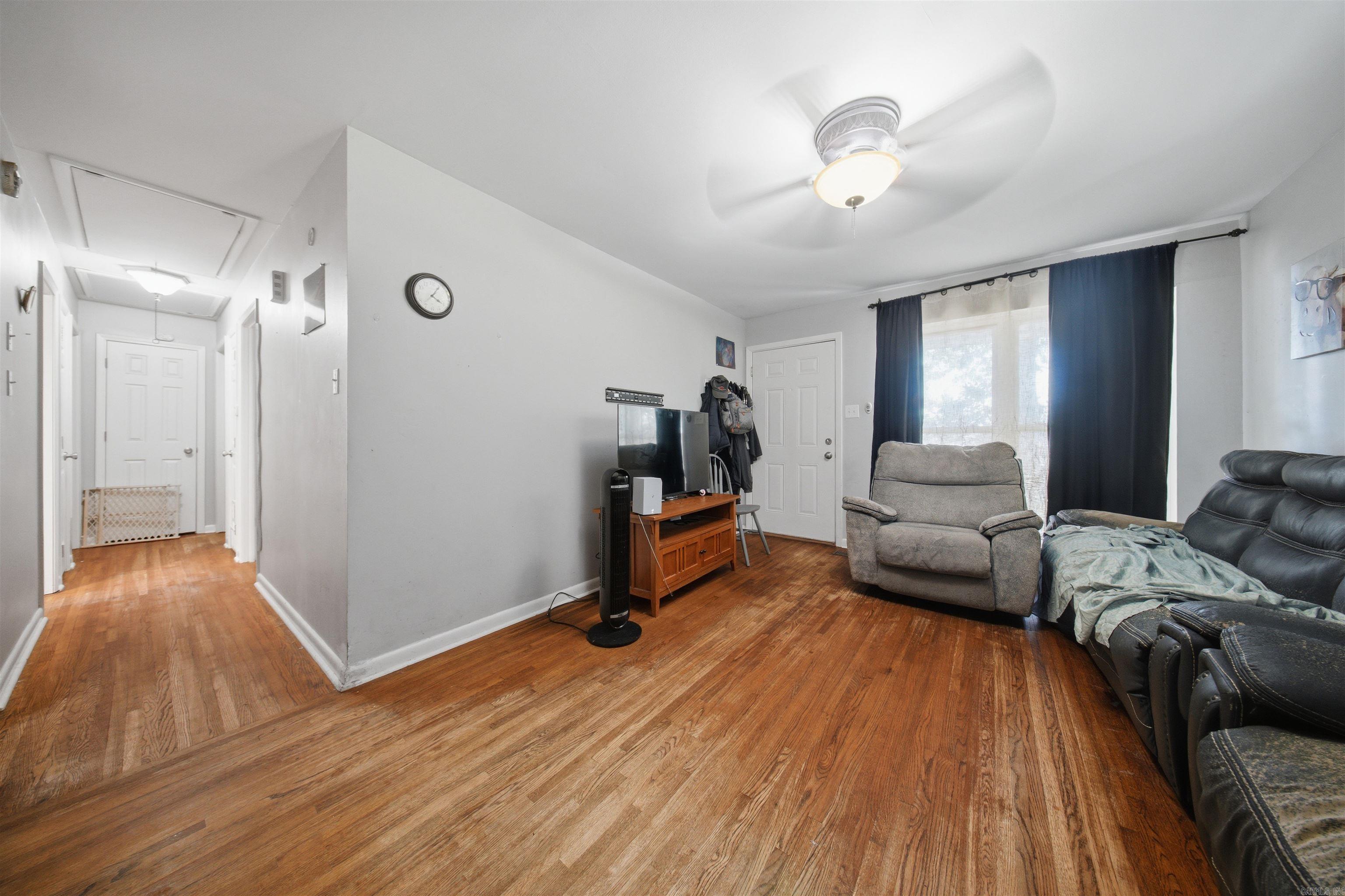 22 Cliffwood Cir Property Photo 3