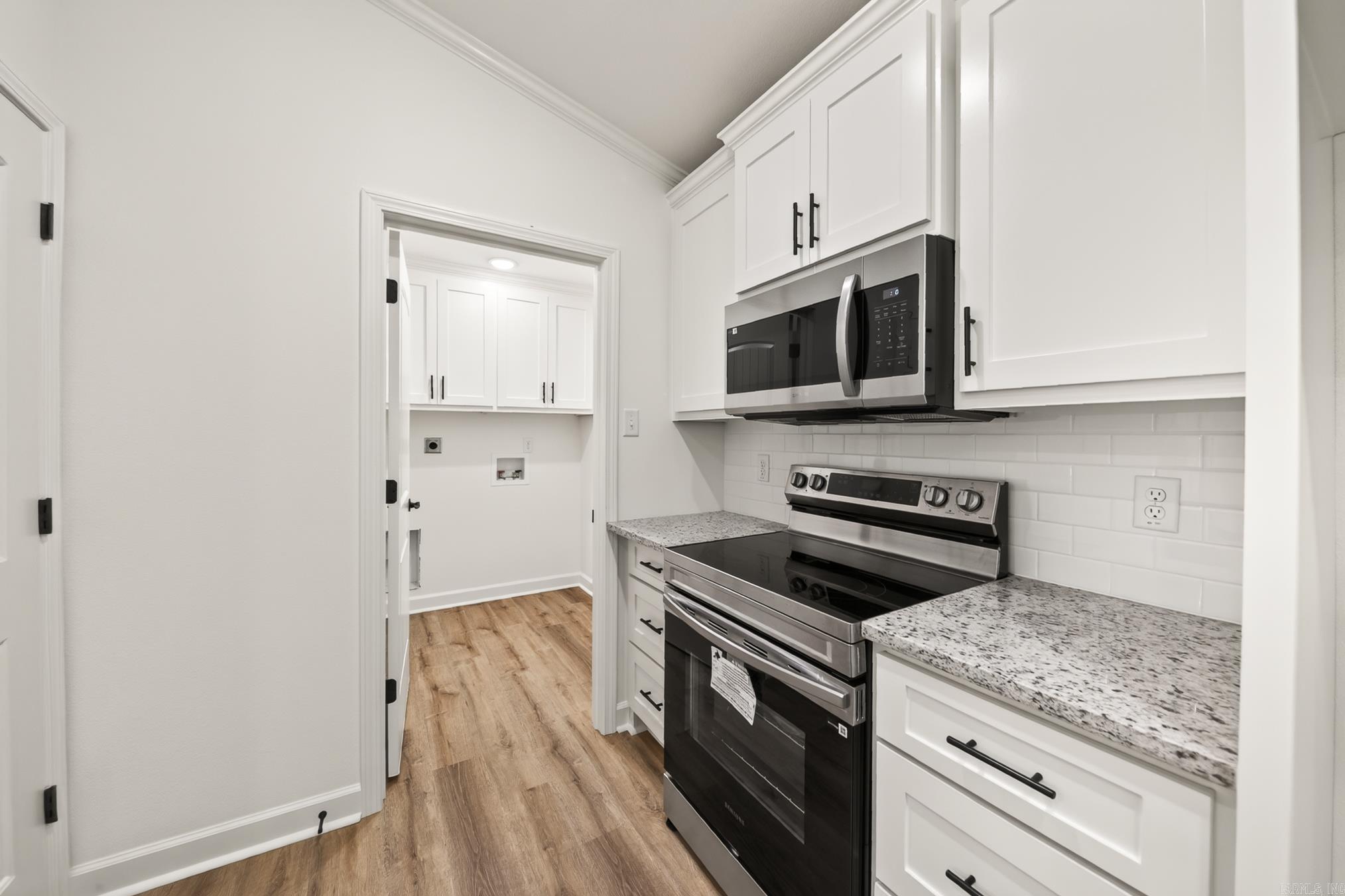 38 Shamsie Drive Property Photo 17