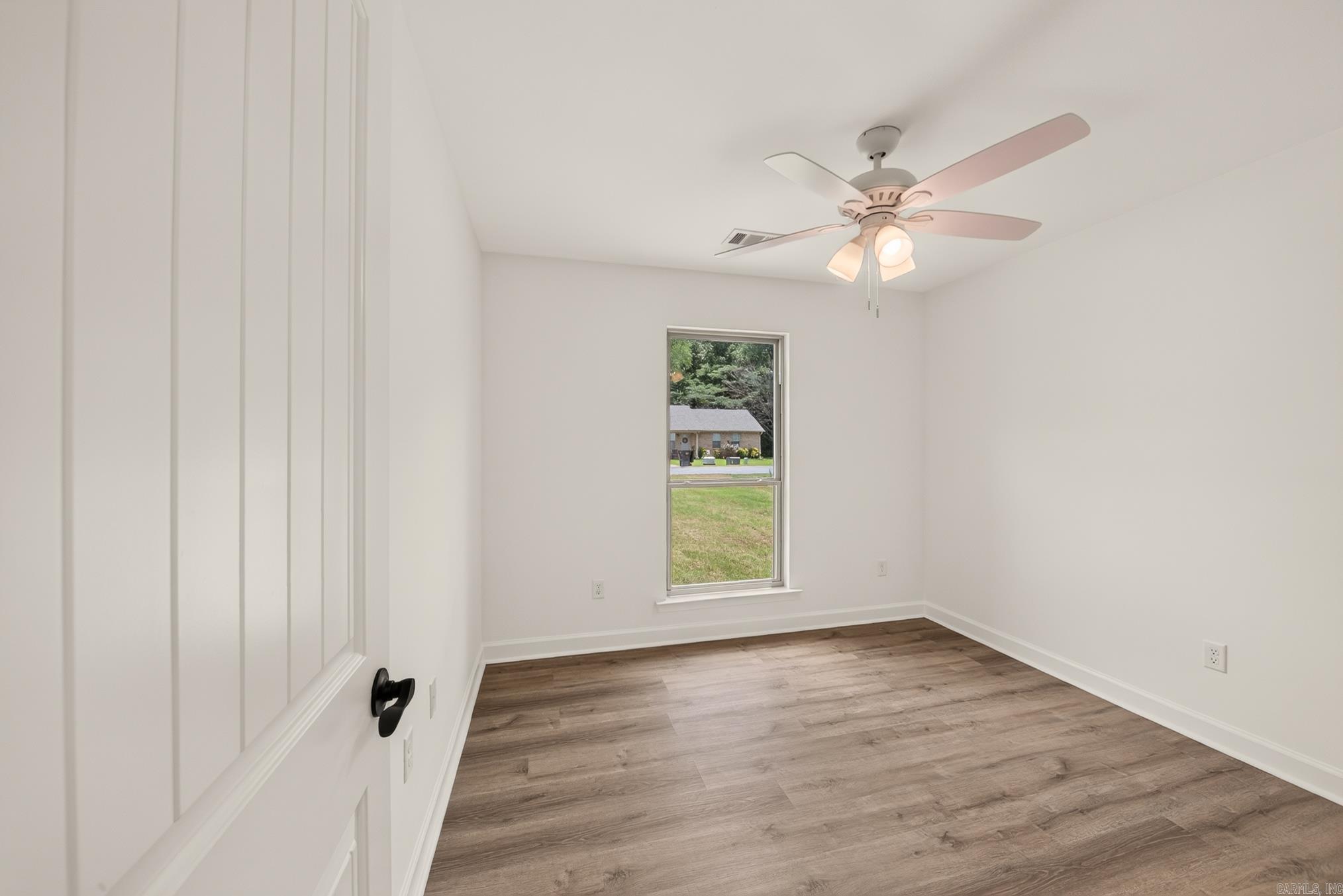 38 Shamsie Drive Property Photo 39