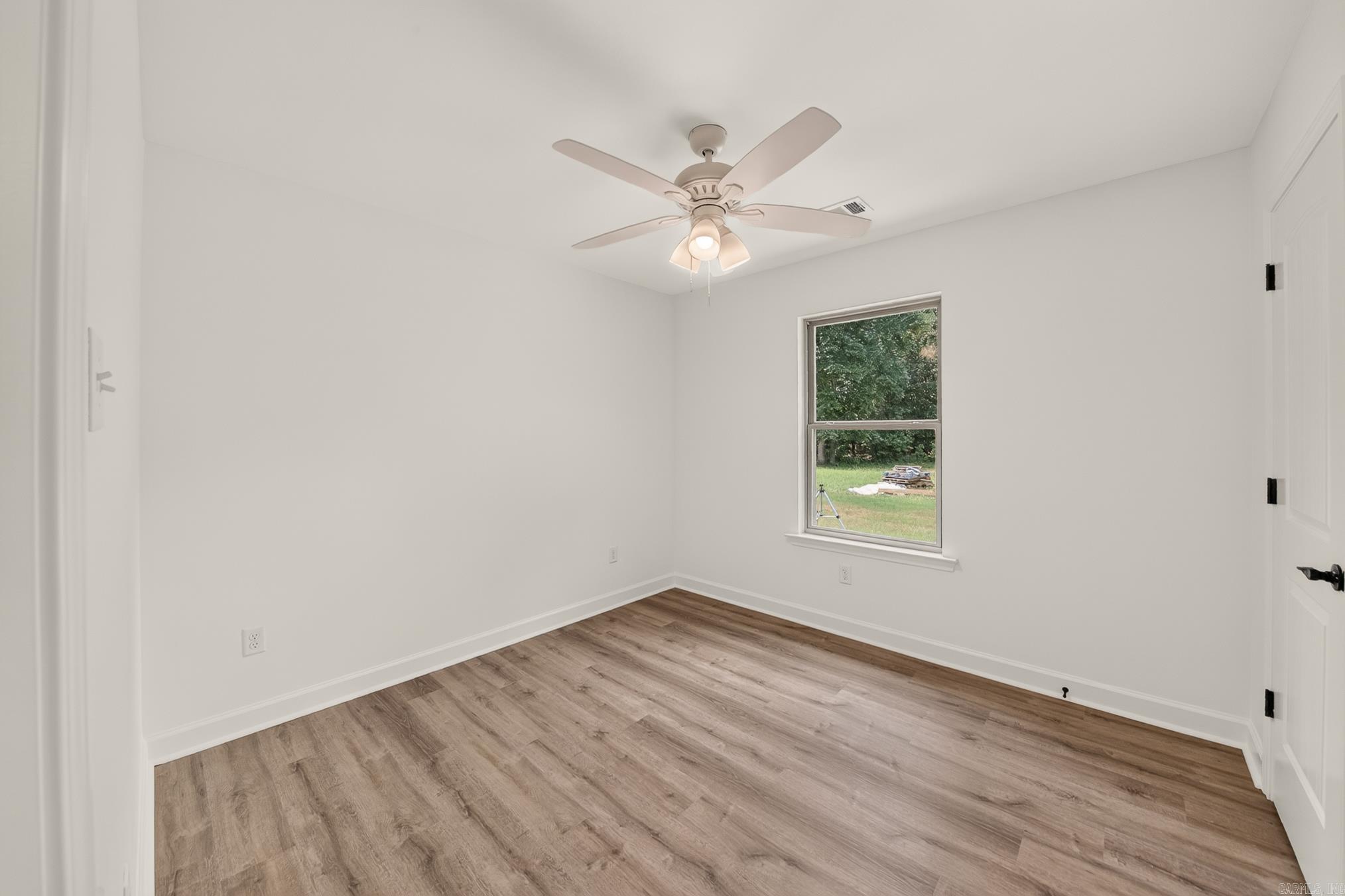 38 Shamsie Drive Property Photo 42