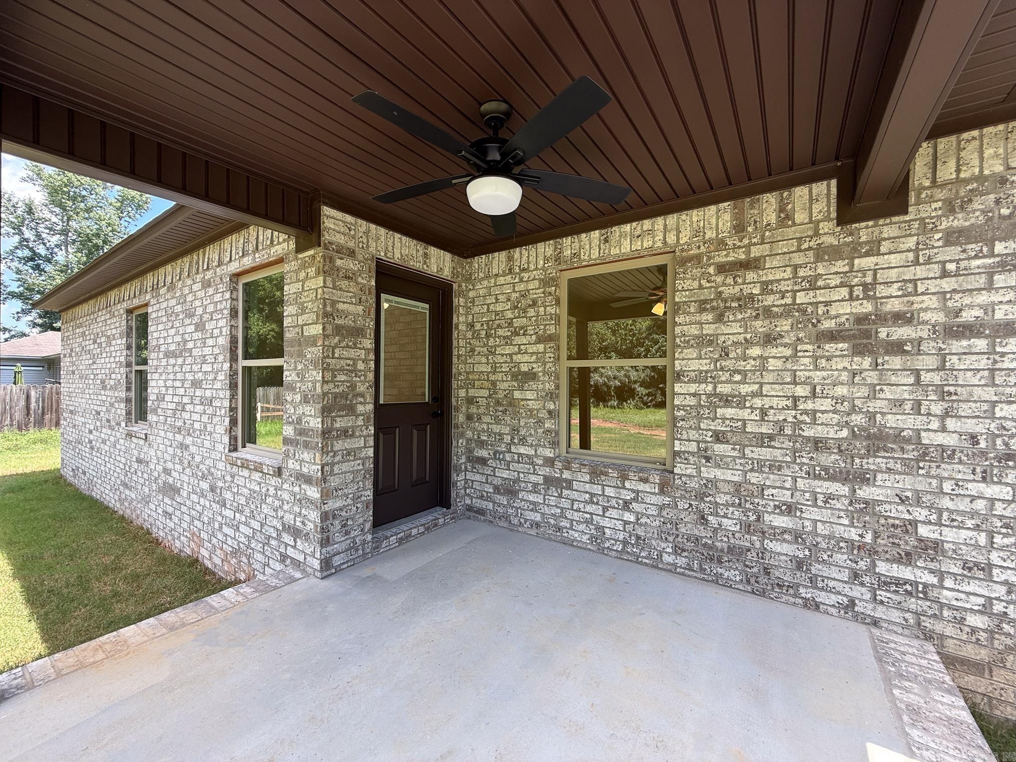 38 Shamsie Drive Property Photo 47