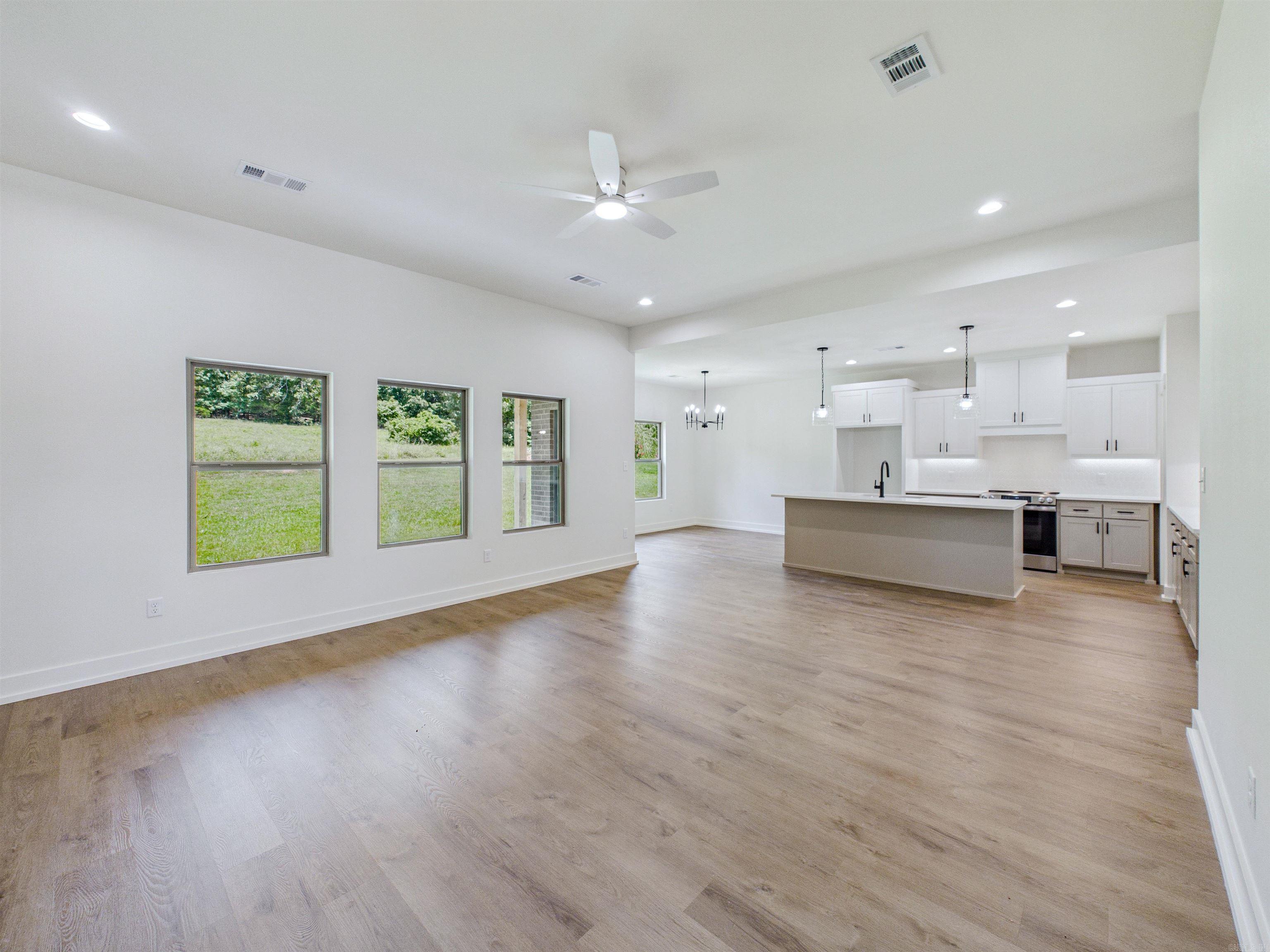41 Ridge View Street Property Photo 8