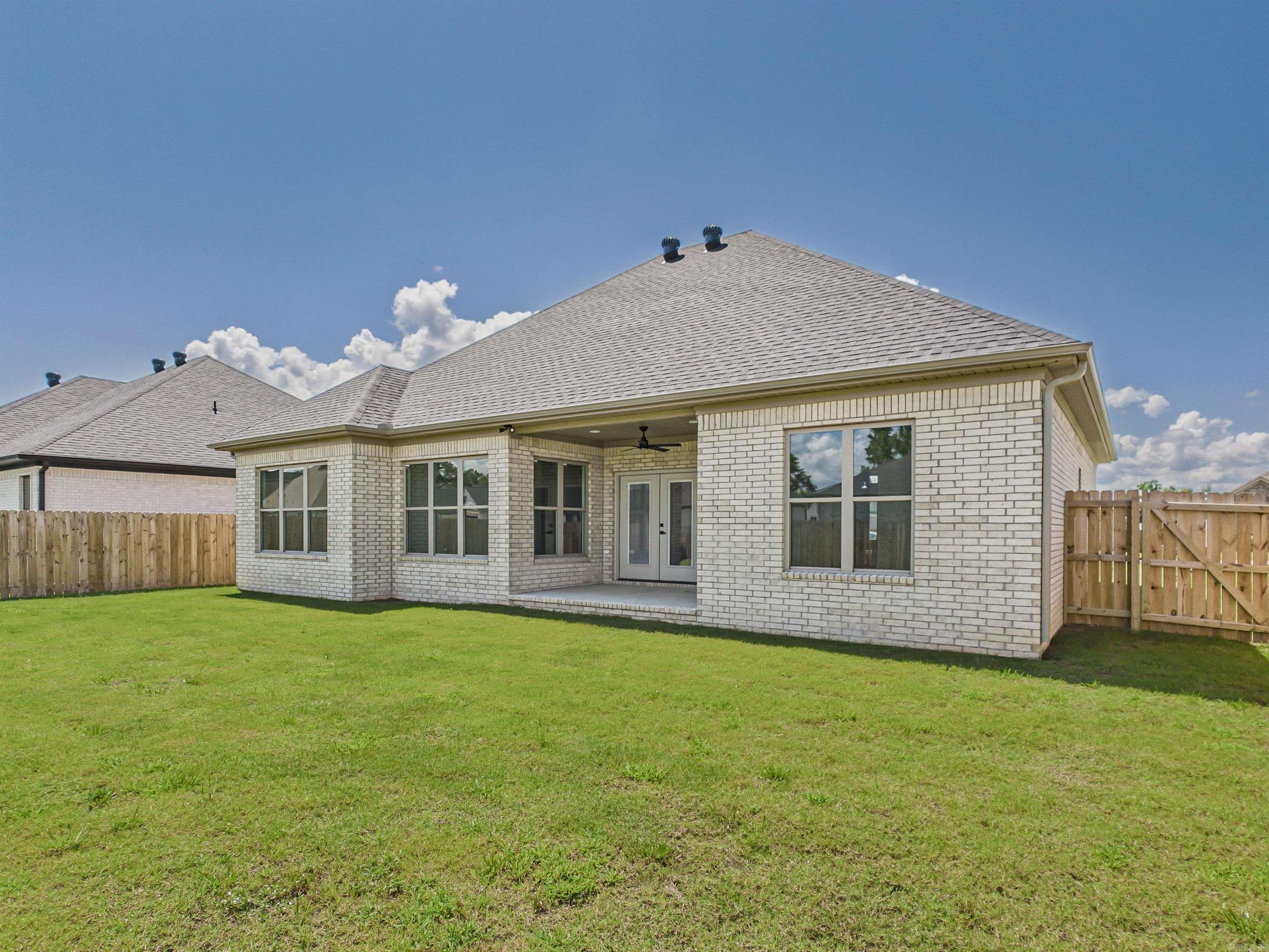 4 Evening Star Cove Property Photo 9