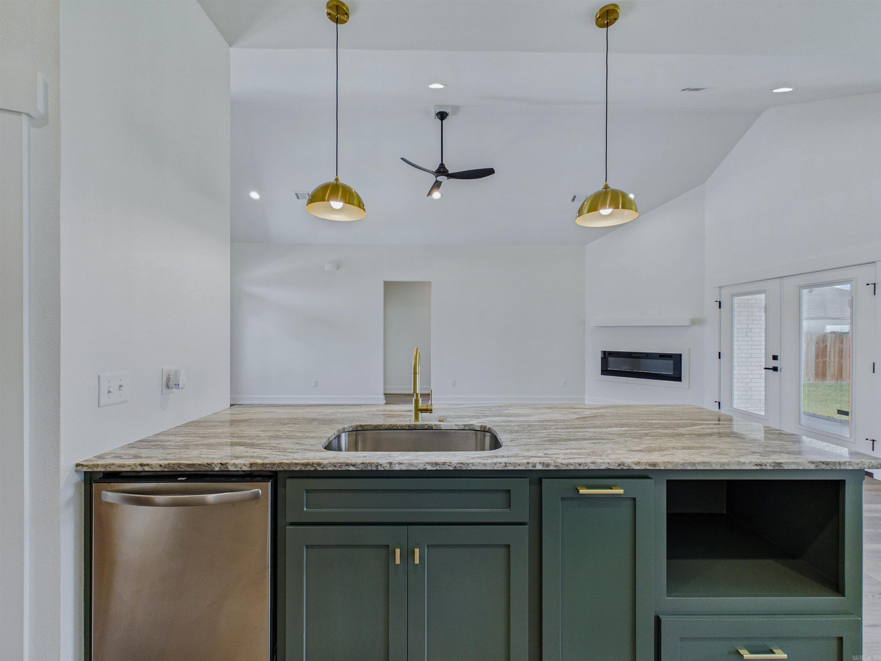 4 Evening Star Cove Property Photo 20