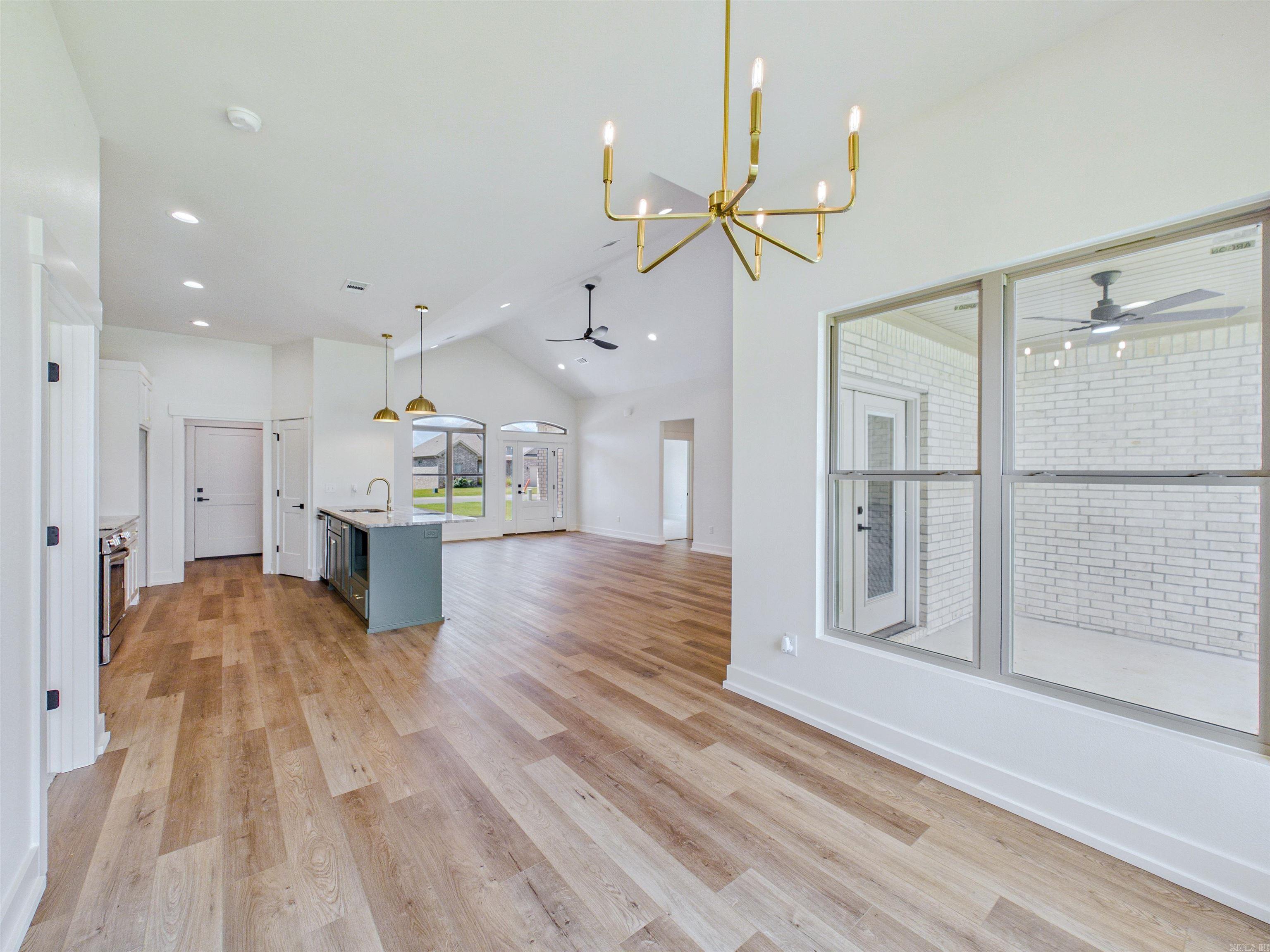 4 Evening Star Cove Property Photo 23