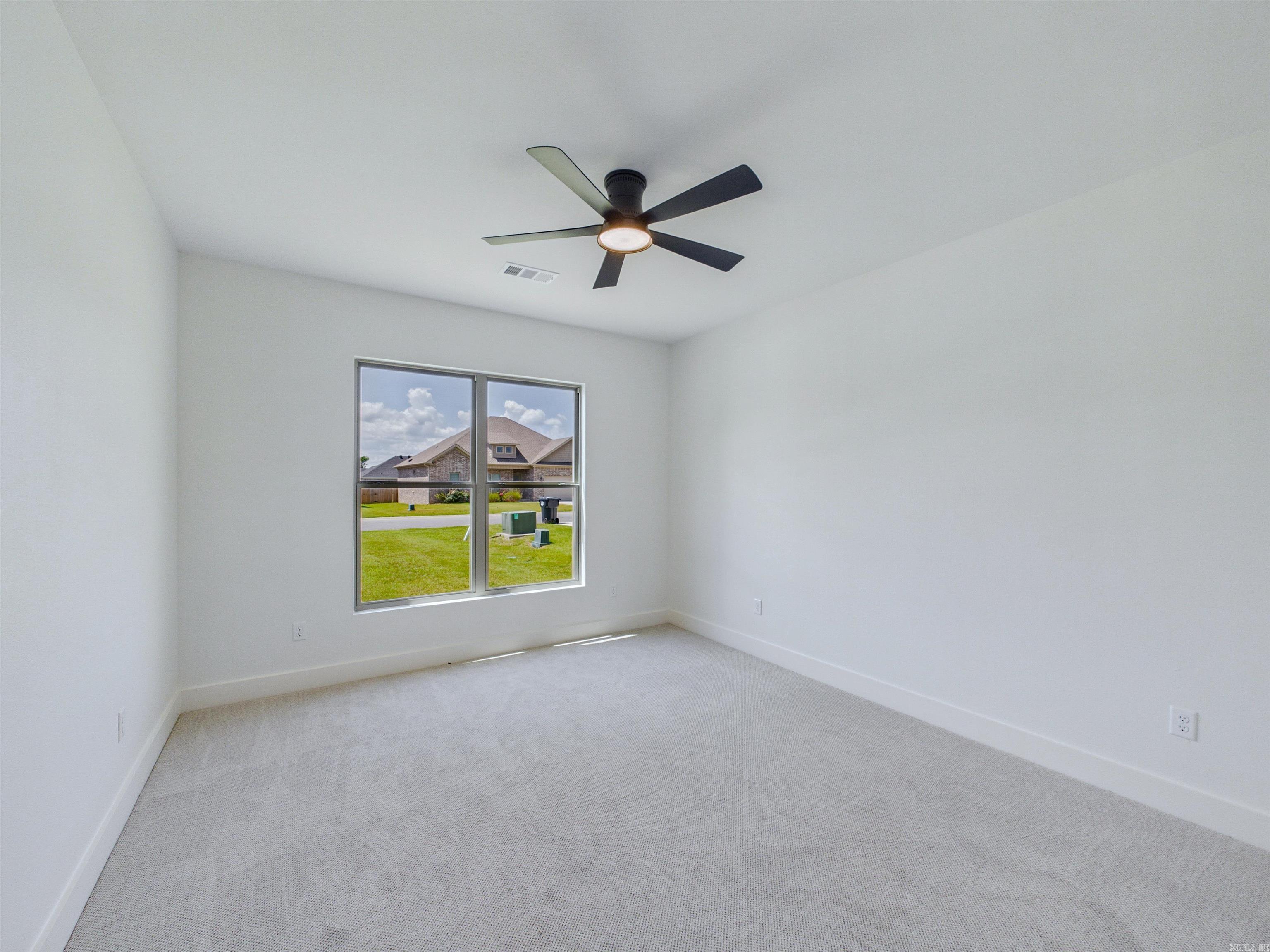 4 Evening Star Cove Property Photo 24