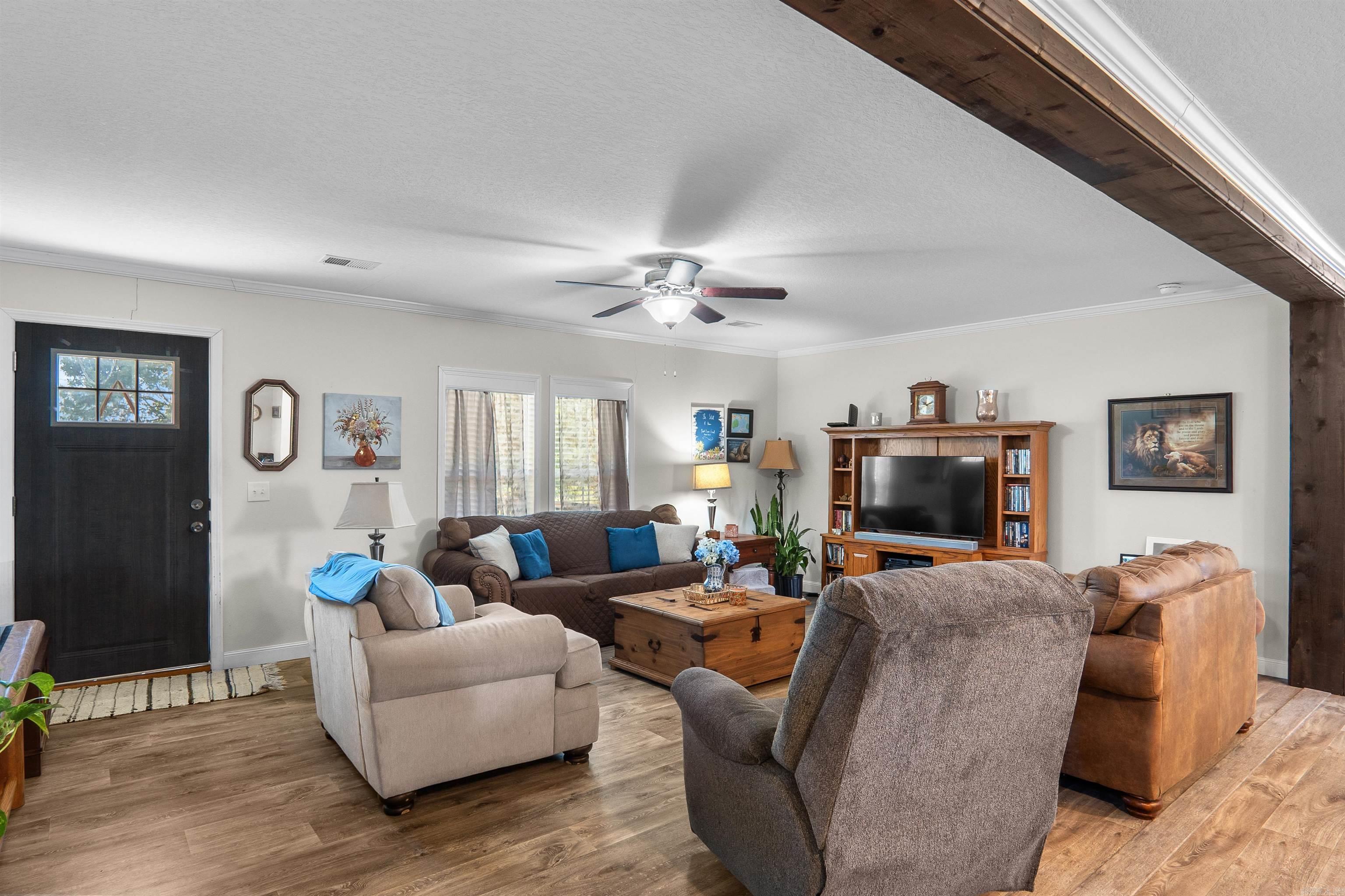 607 Allison Road Property Photo 10