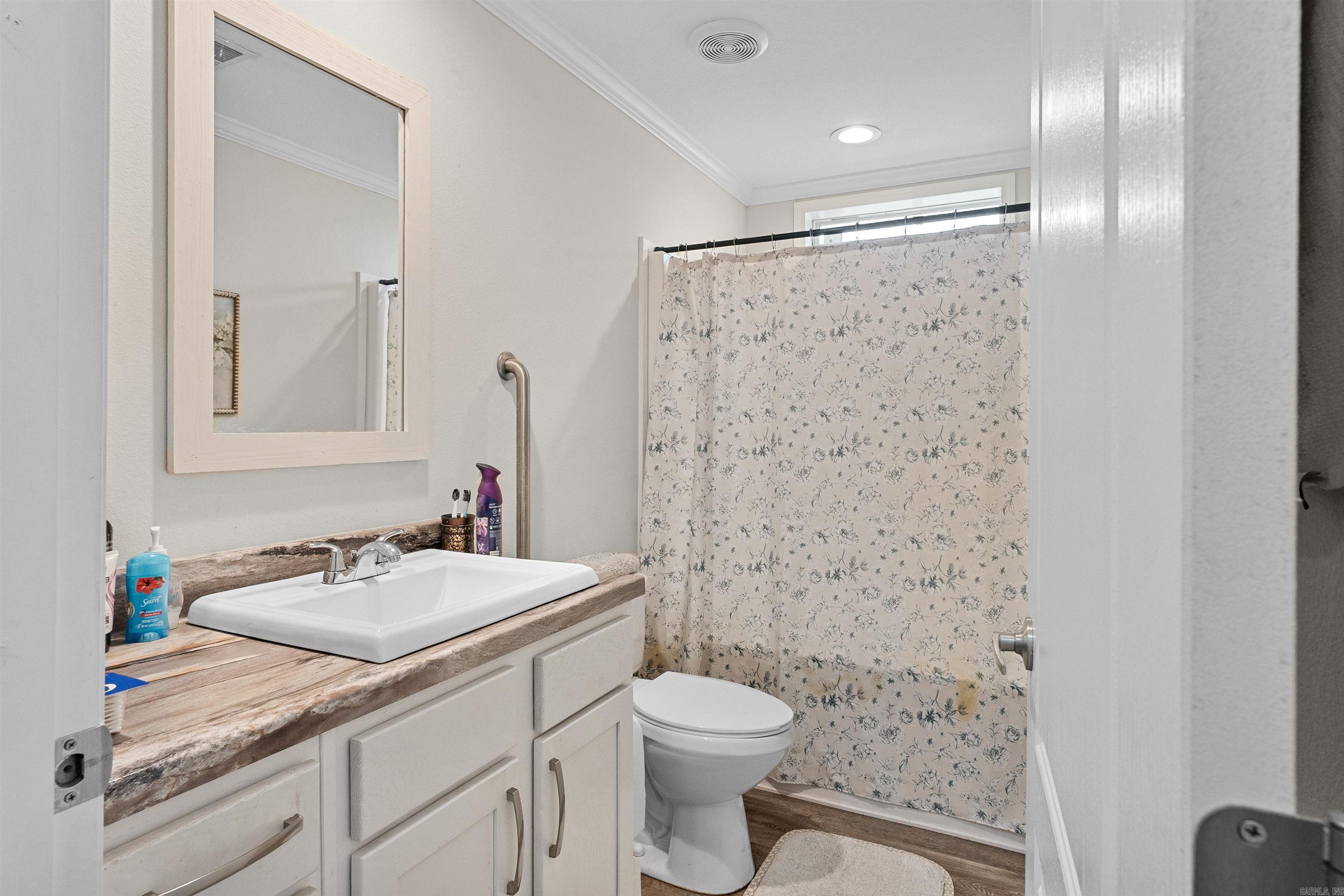 607 Allison Road Property Photo 24