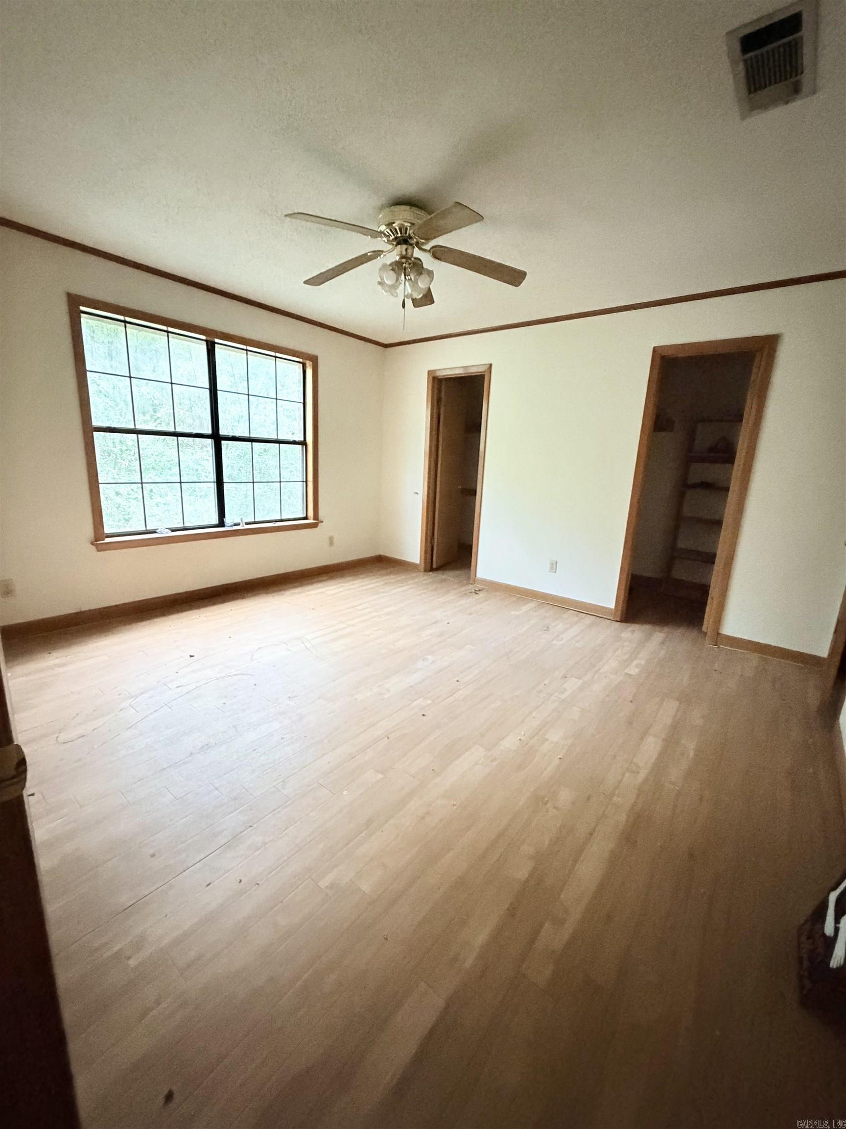 1620 Hwy 35 S Property Photo 5