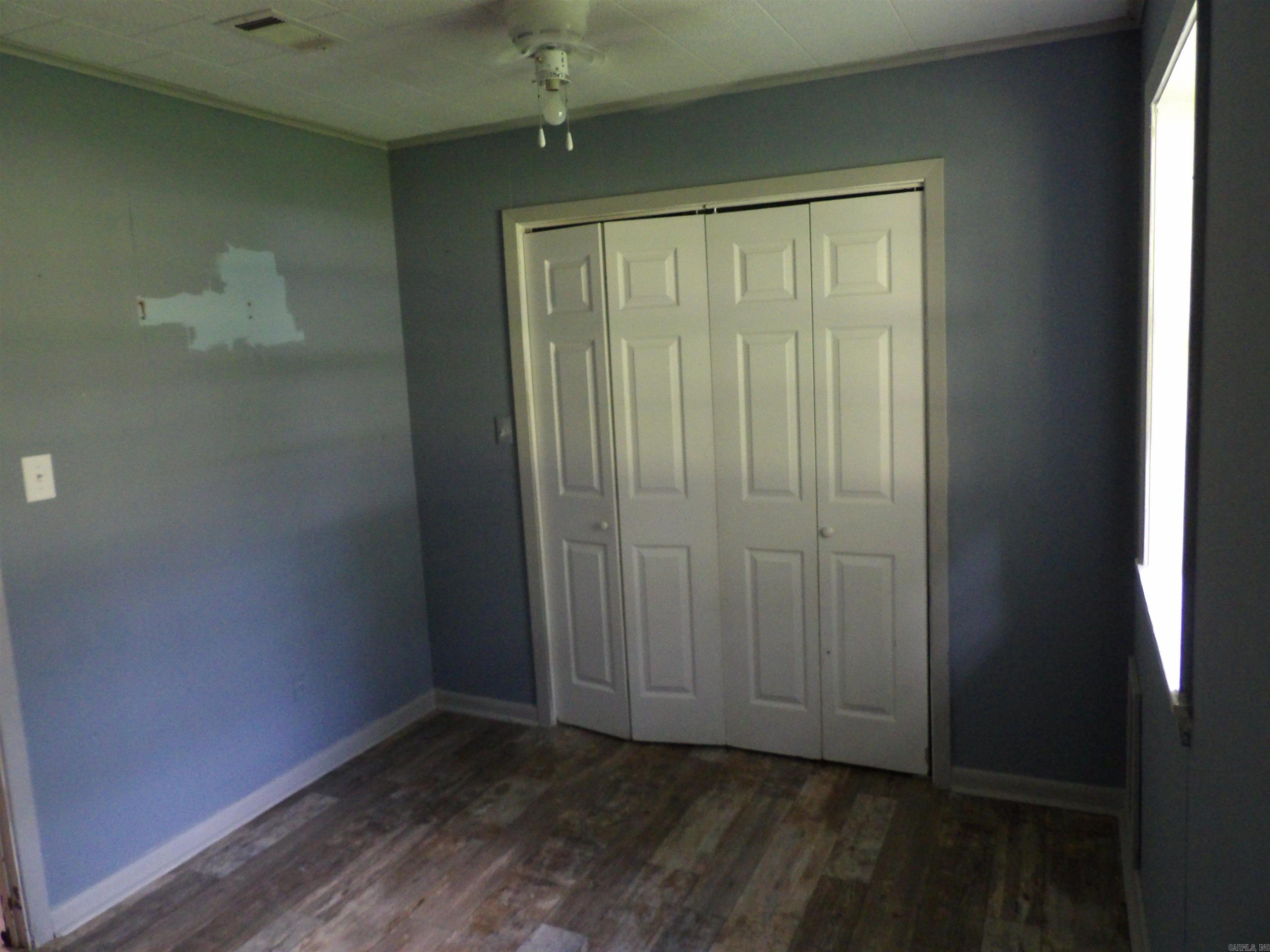 4406 Coronet Street Property Photo 8