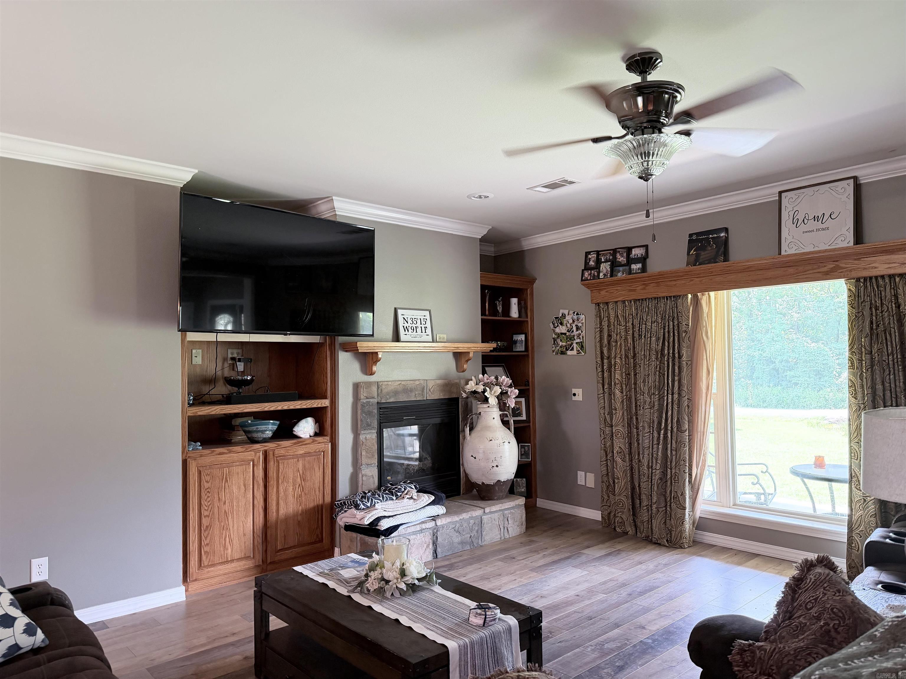 700 Strawberry Road Property Photo 5