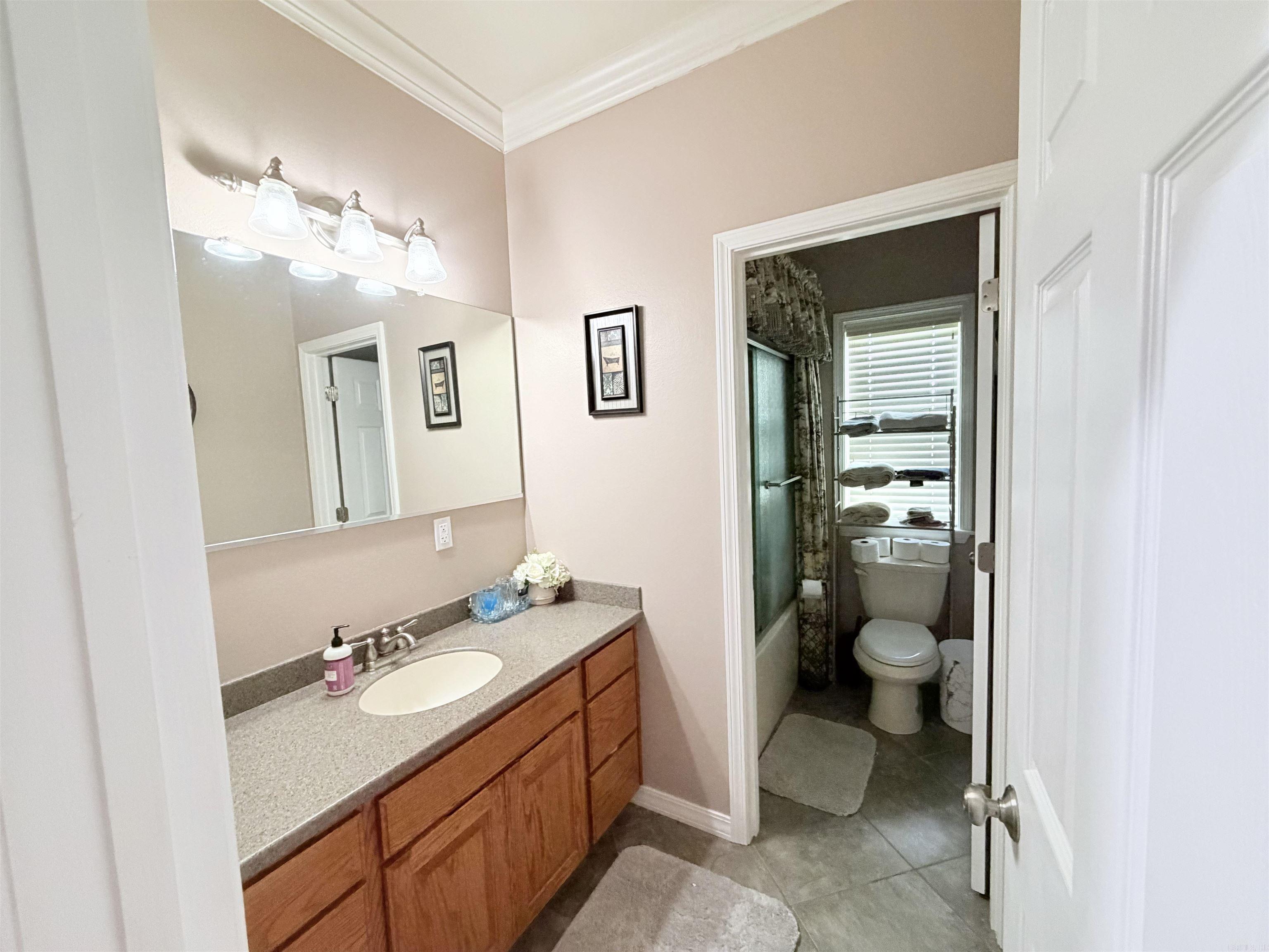 700 Strawberry Road Property Photo 16