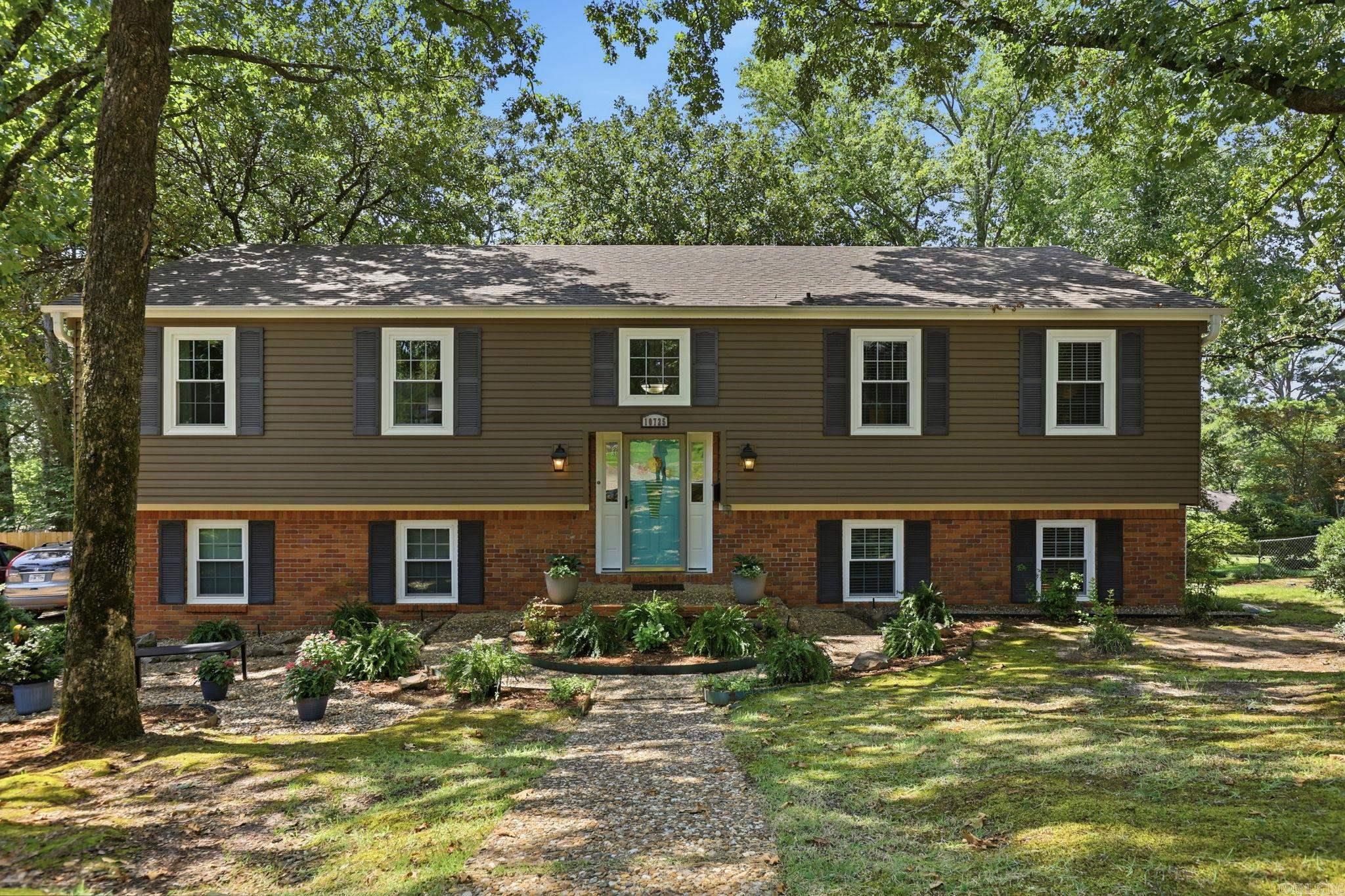 10725 Crestdale Lane Property Photo 6