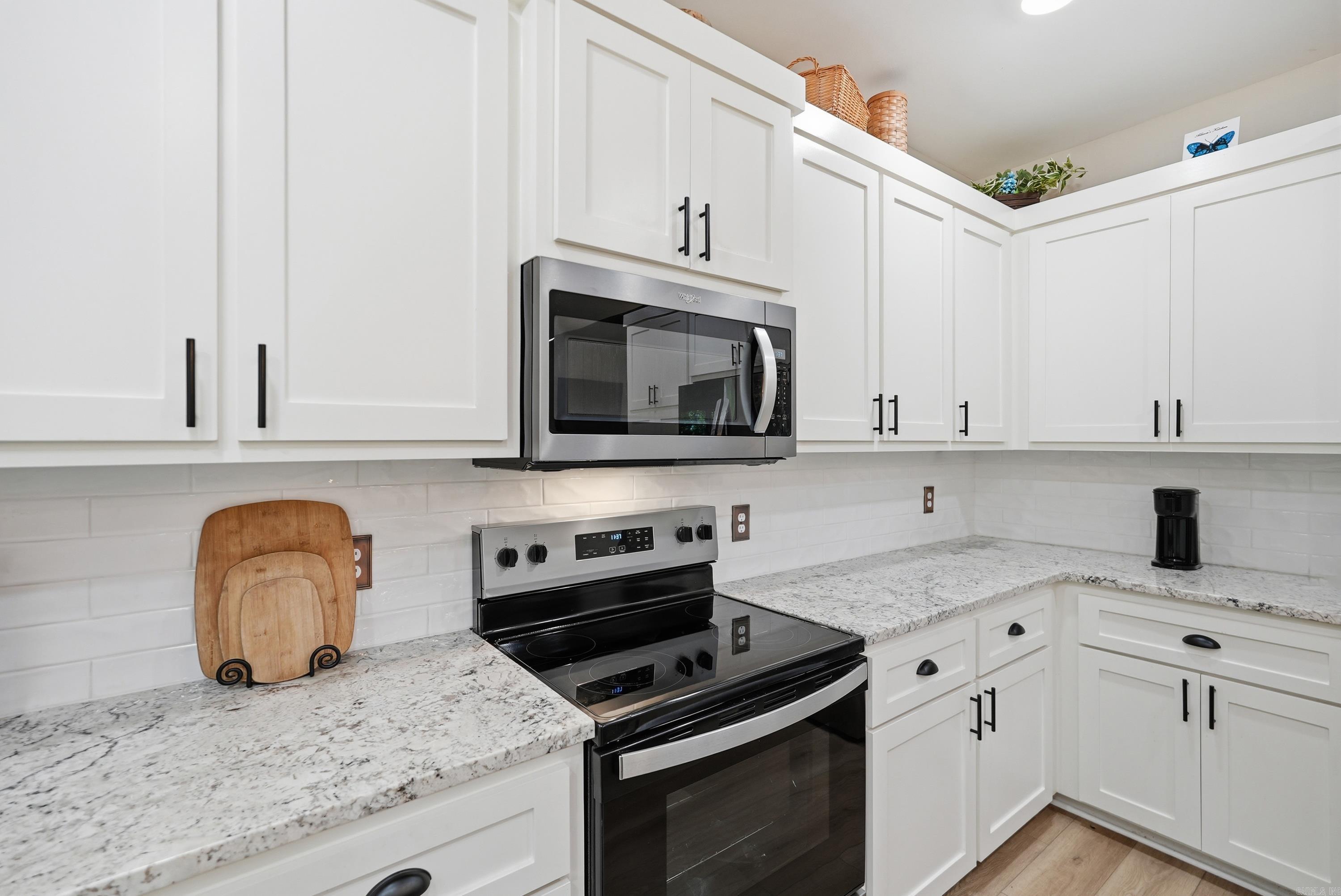 208 Blackjack Property Photo 14