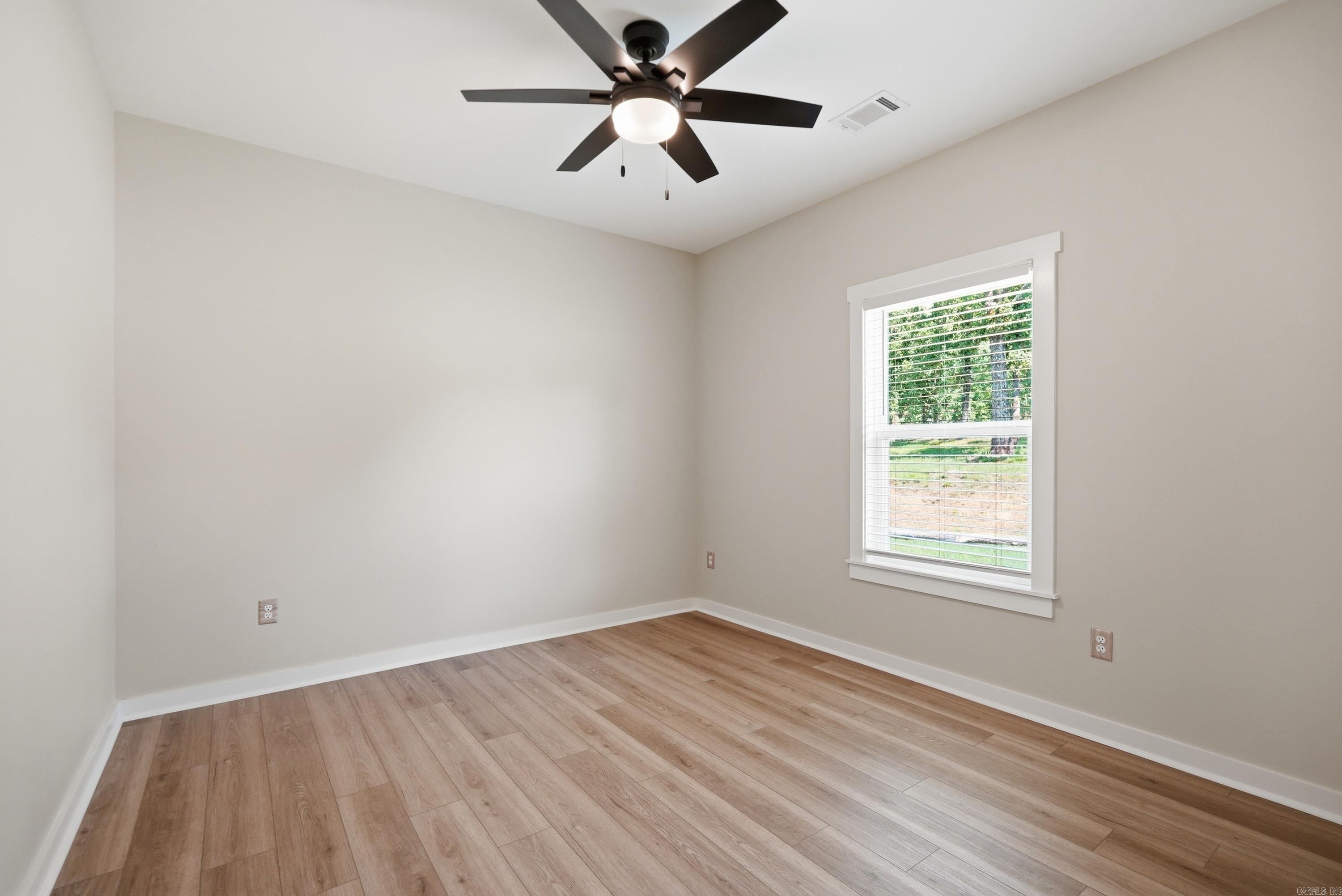 208 Blackjack Property Photo 16