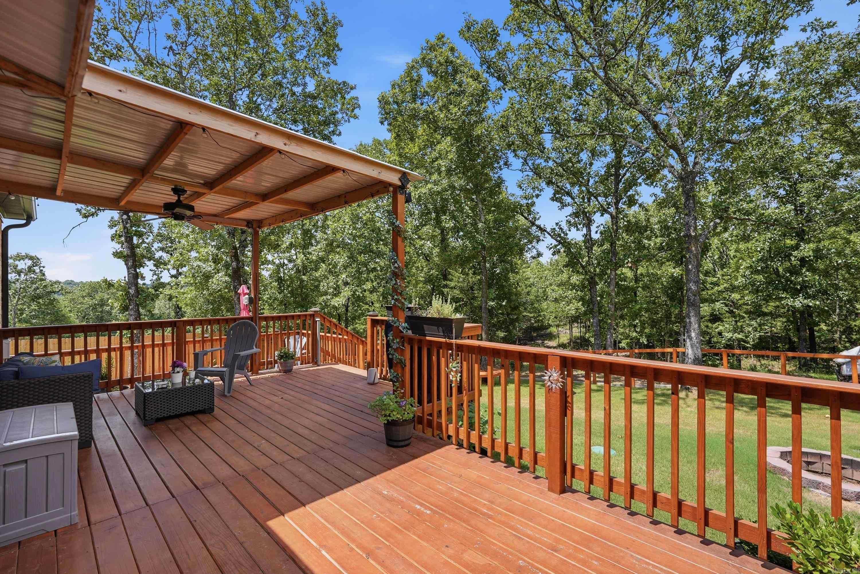 208 Blackjack Property Photo 32