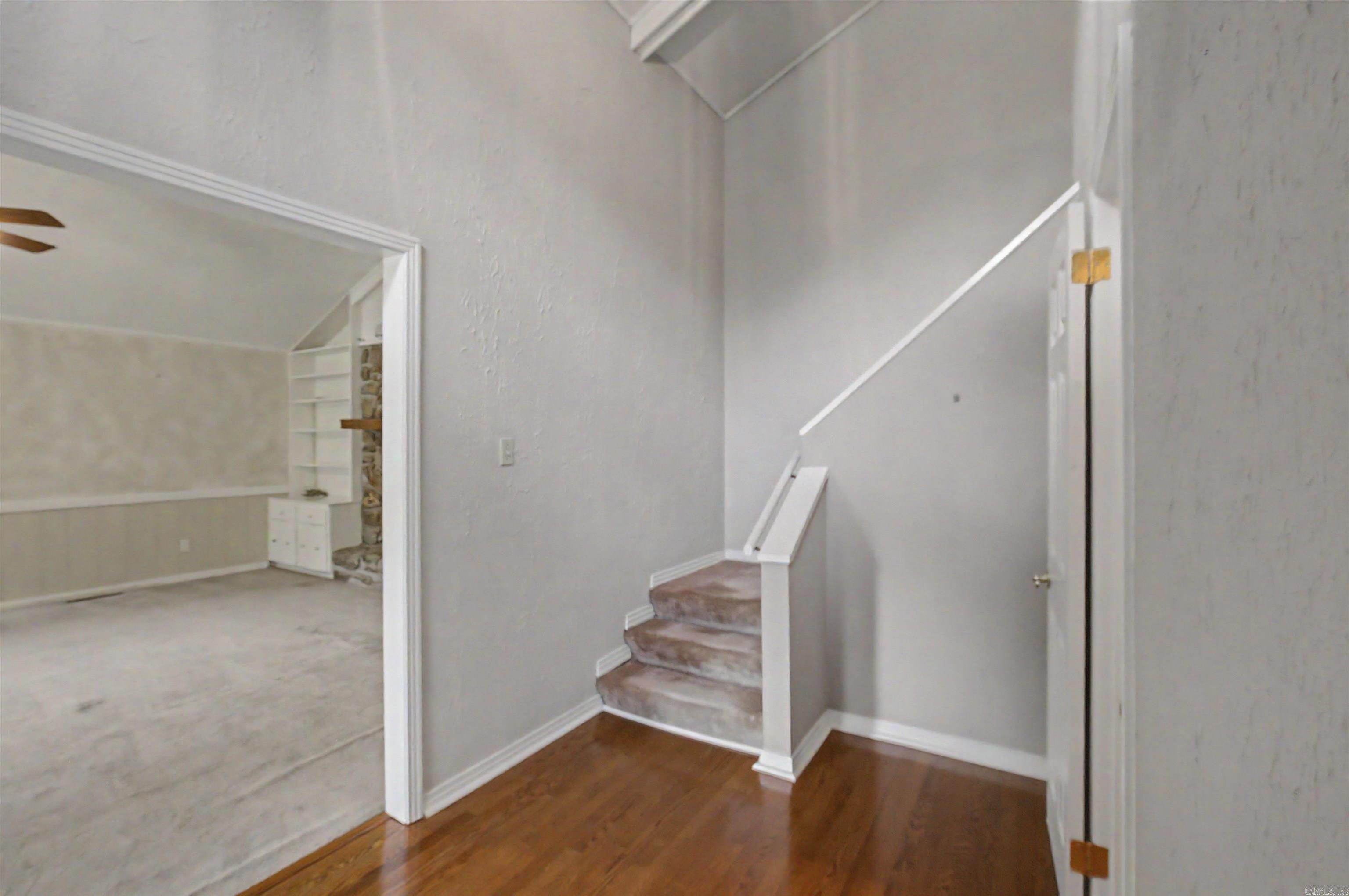 13009 Crabapple Property Photo 5