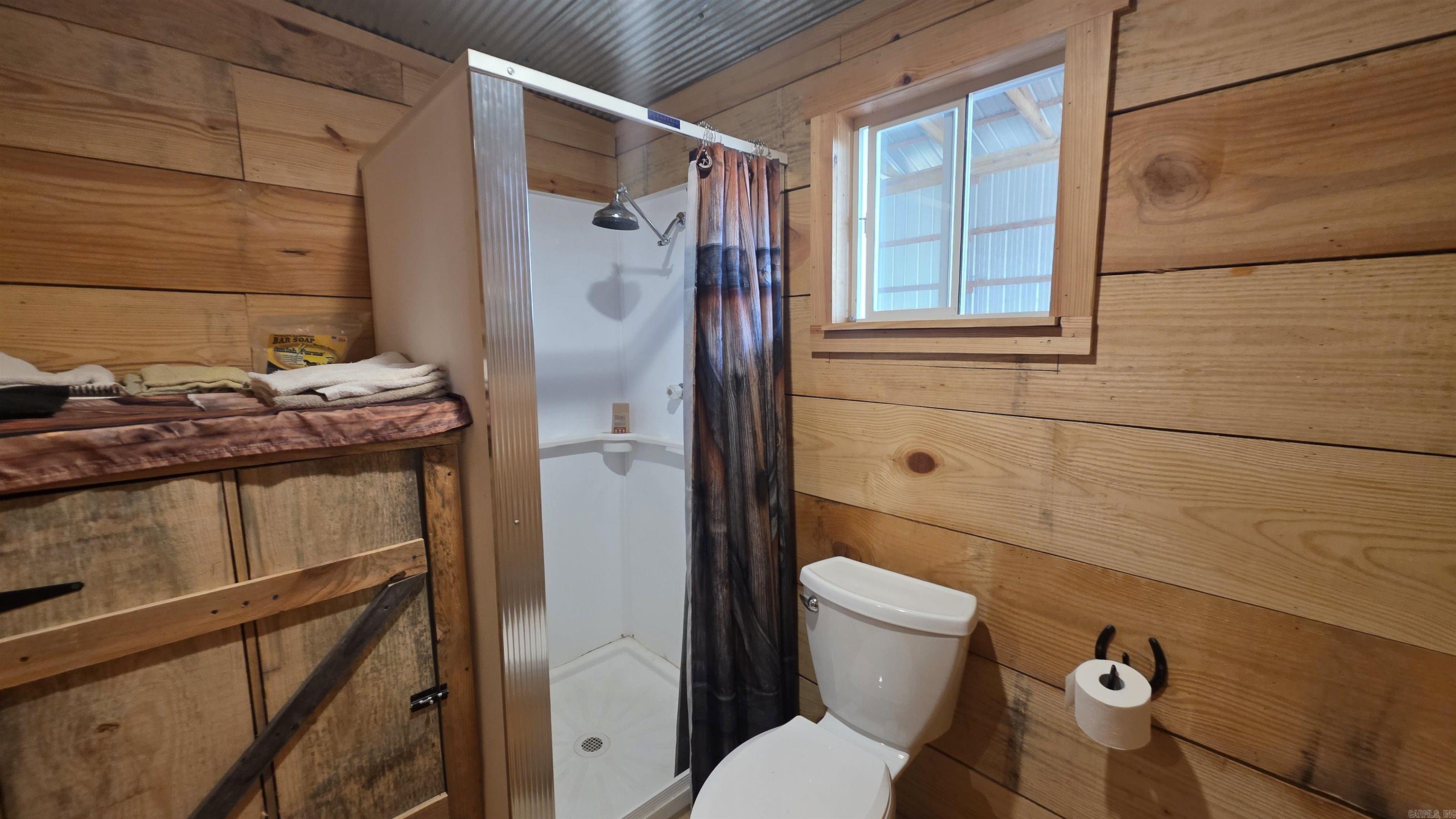 5665 N Hwy 53 Property Photo 15