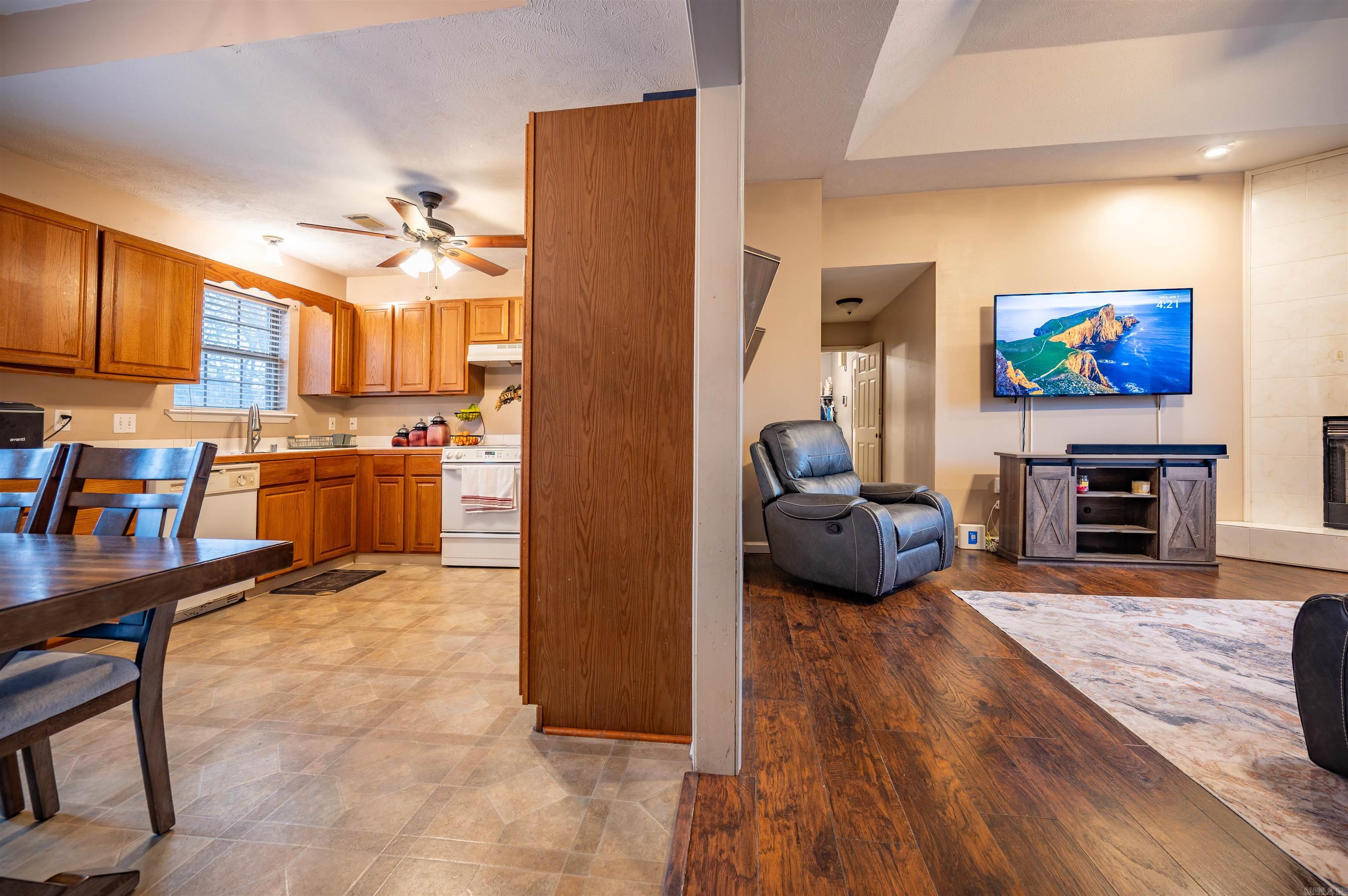 6178 Allwood Drive Property Photo 8