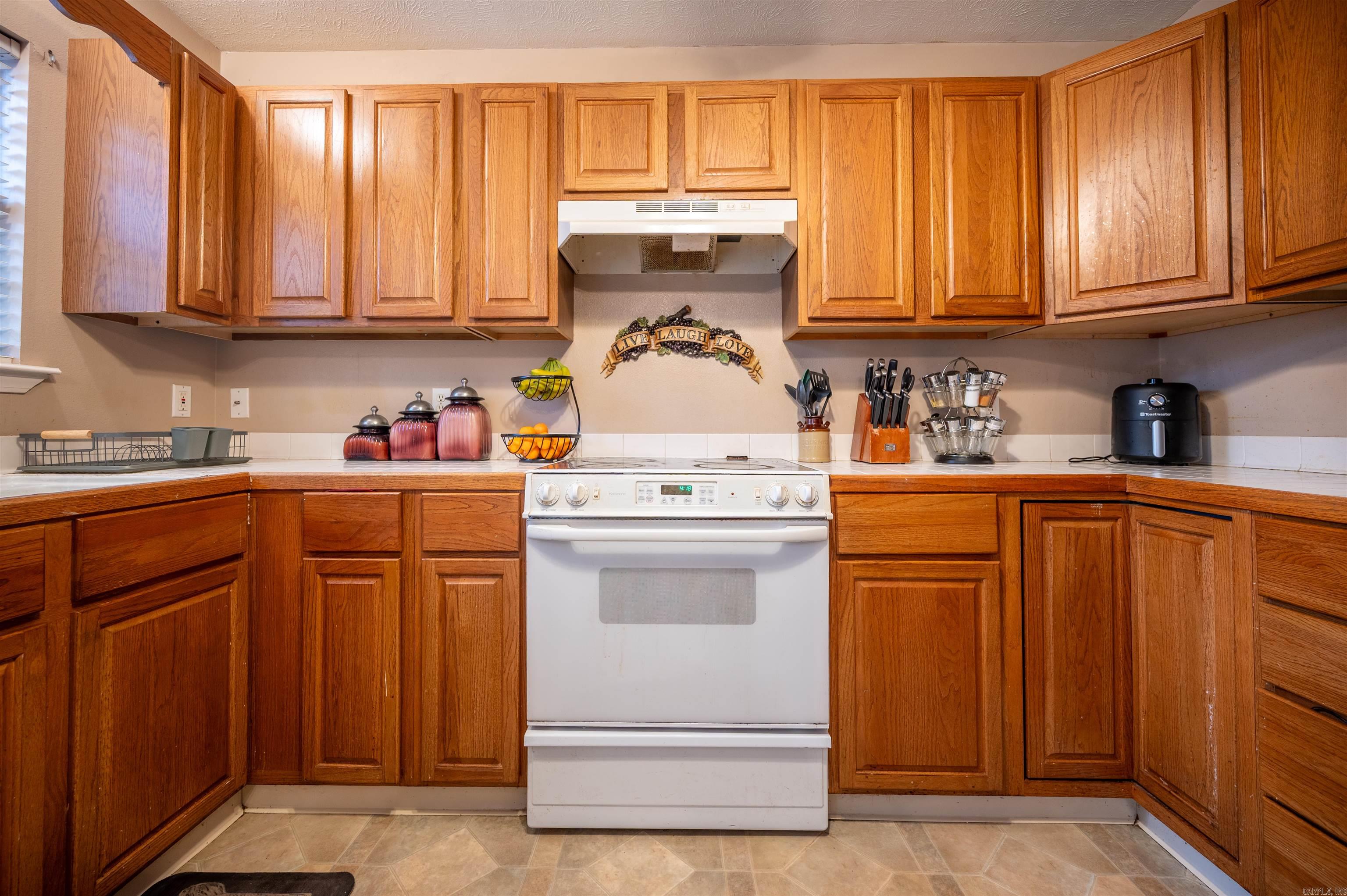 6178 Allwood Drive Property Photo 11