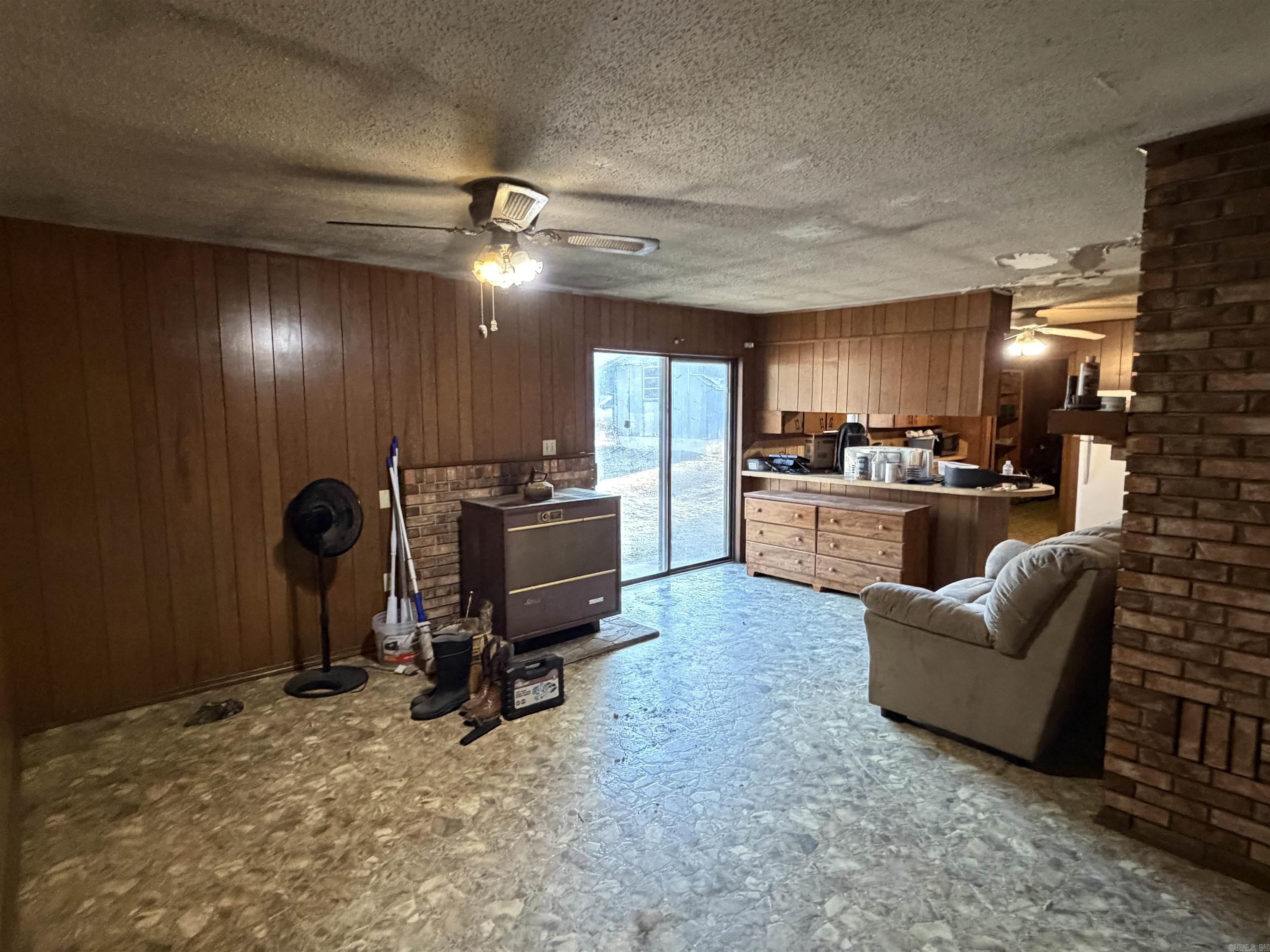 440 Edgemont Road Property Photo 6