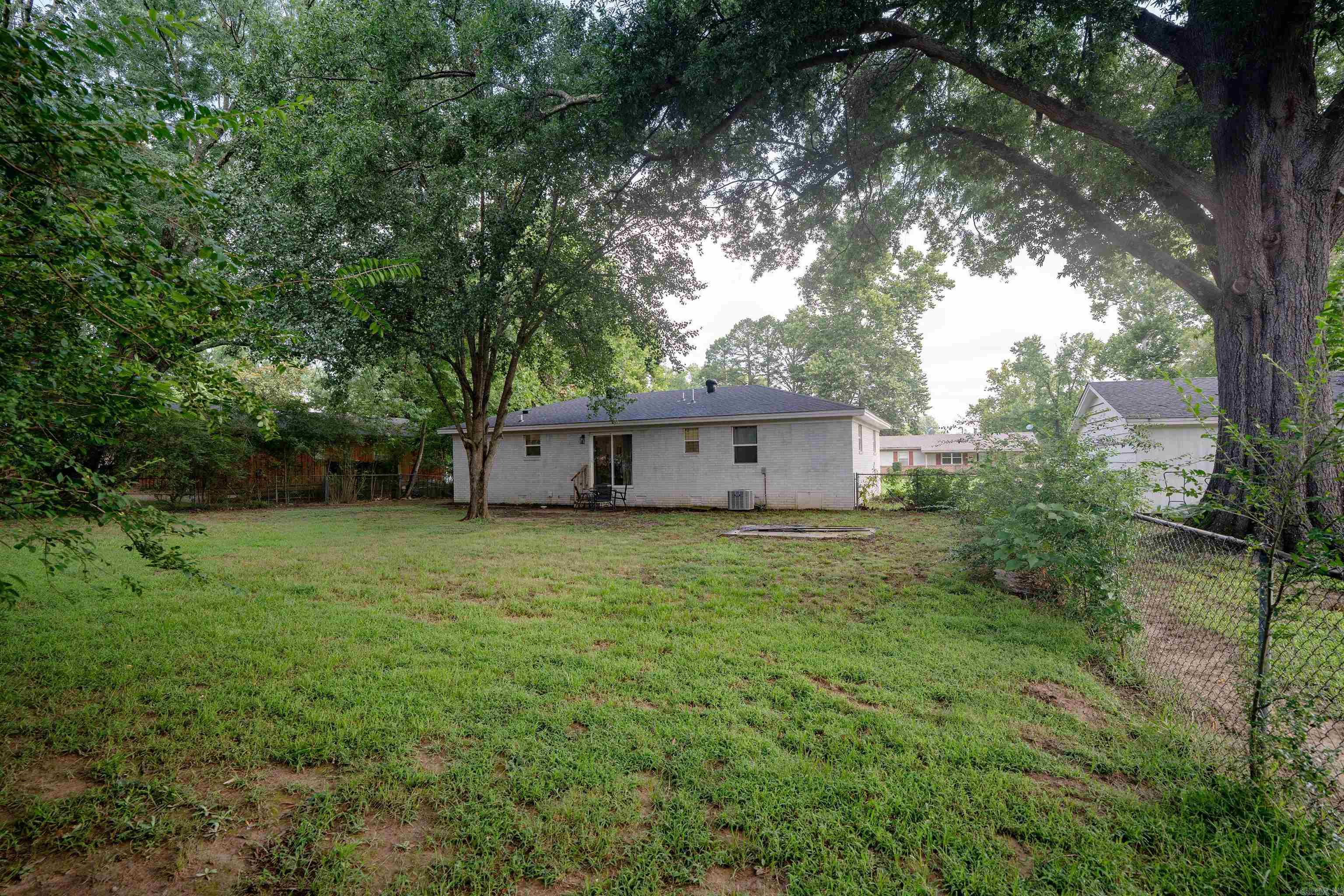 107 Western Hills Property Photo 6