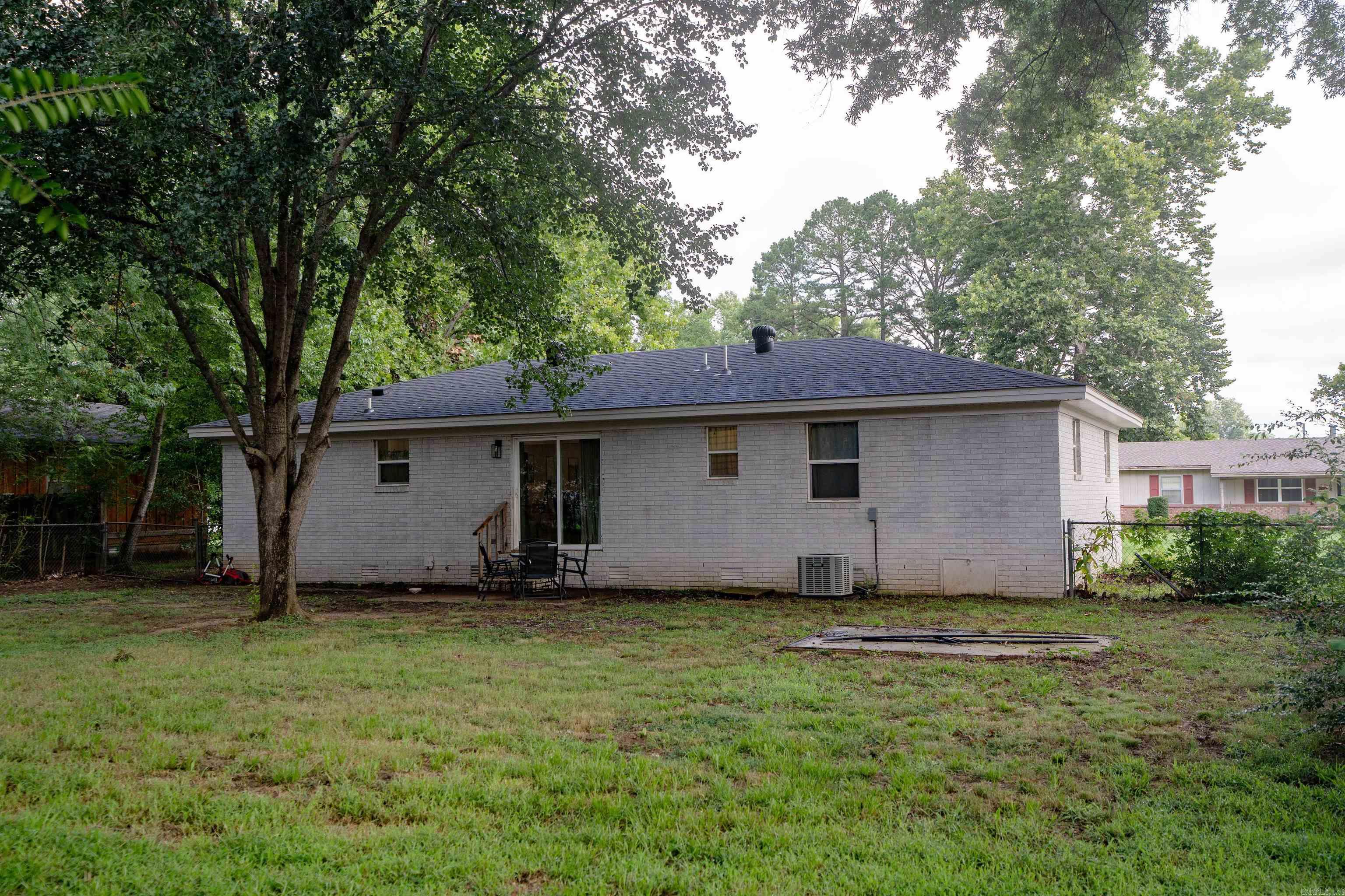 107 Western Hills Property Photo 10