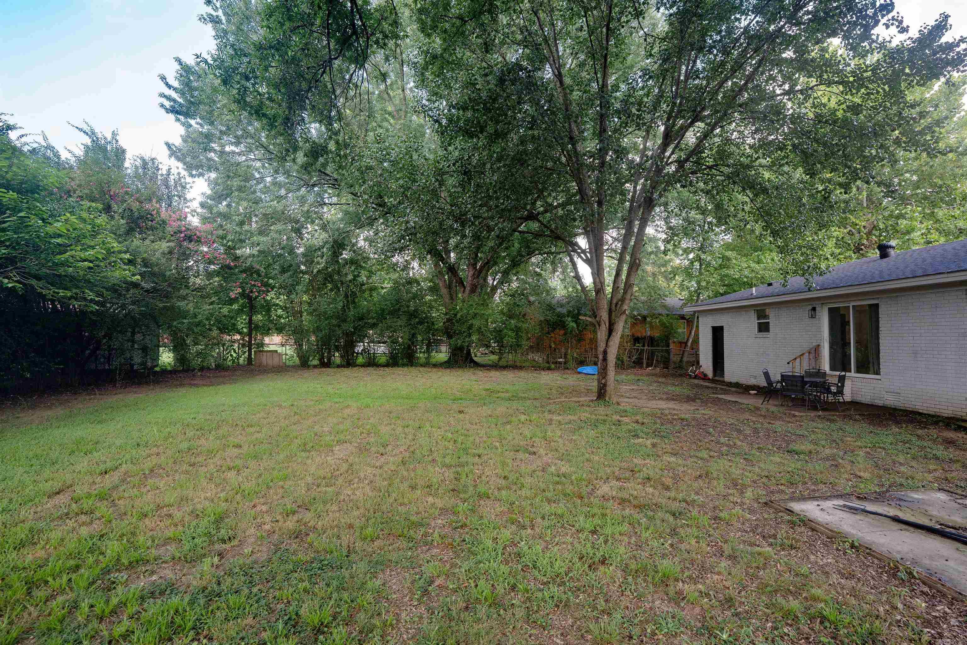 107 Western Hills Property Photo 13