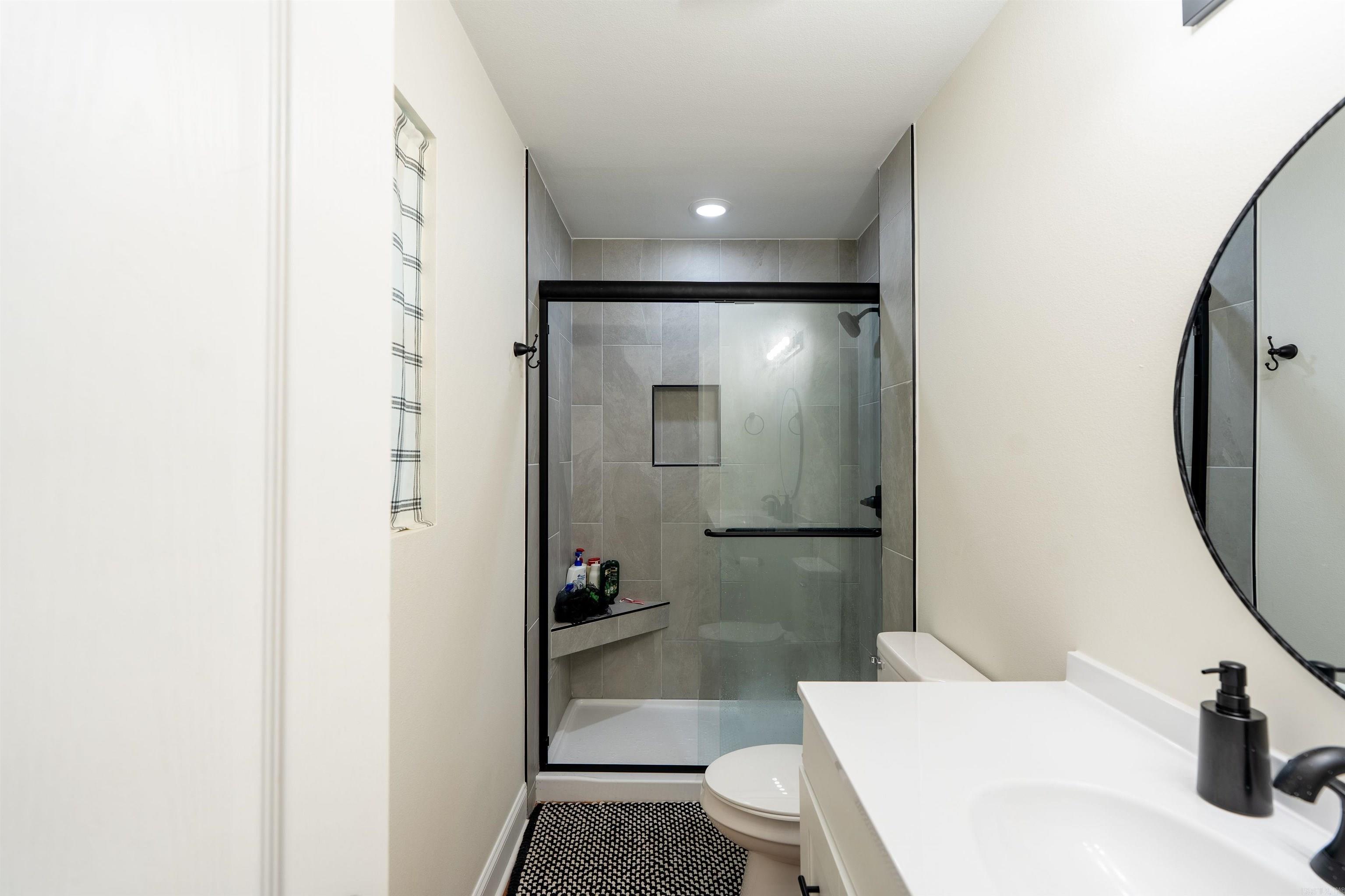 107 Western Hills Property Photo 22