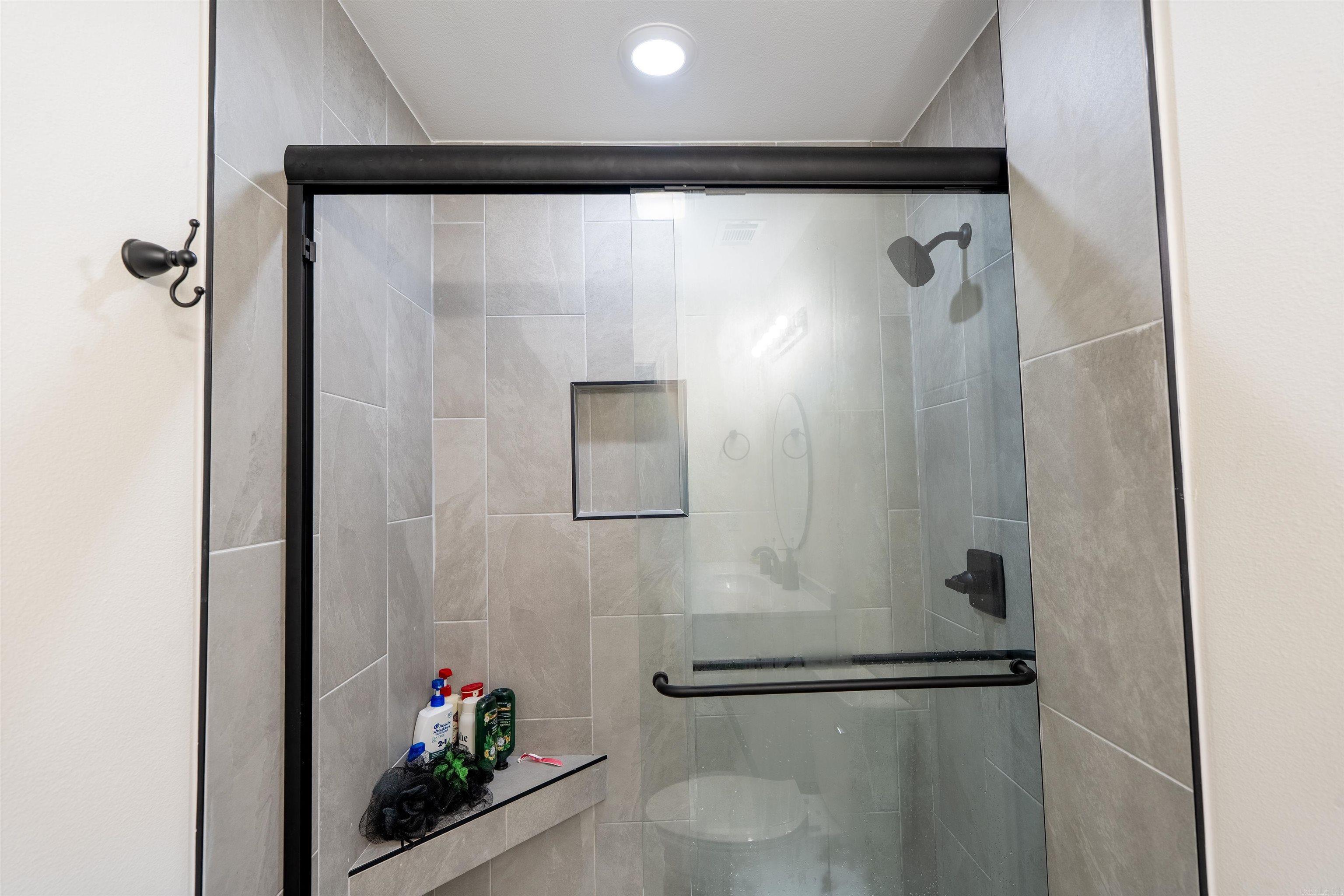 107 Western Hills Property Photo 26