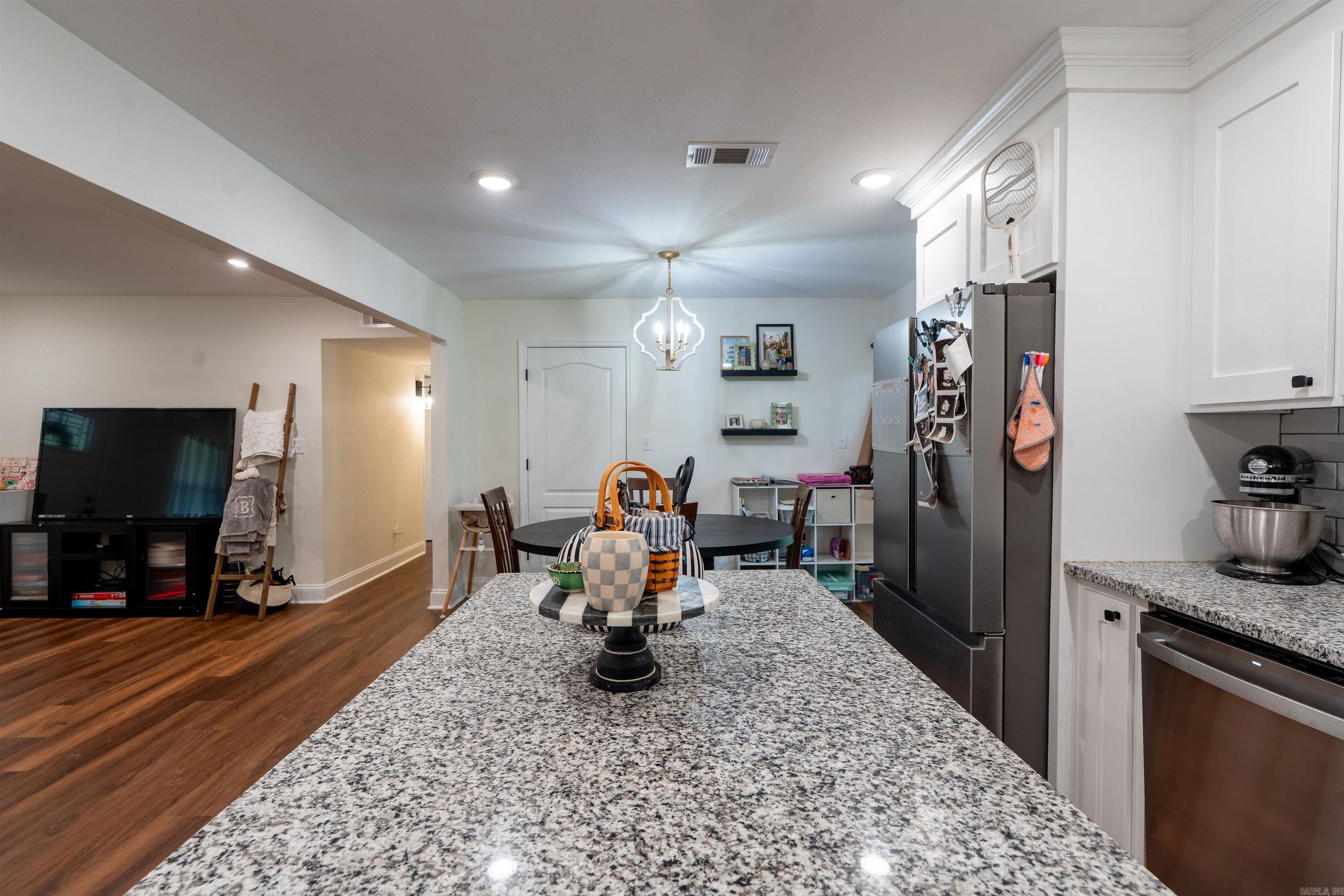 107 Western Hills Property Photo 44
