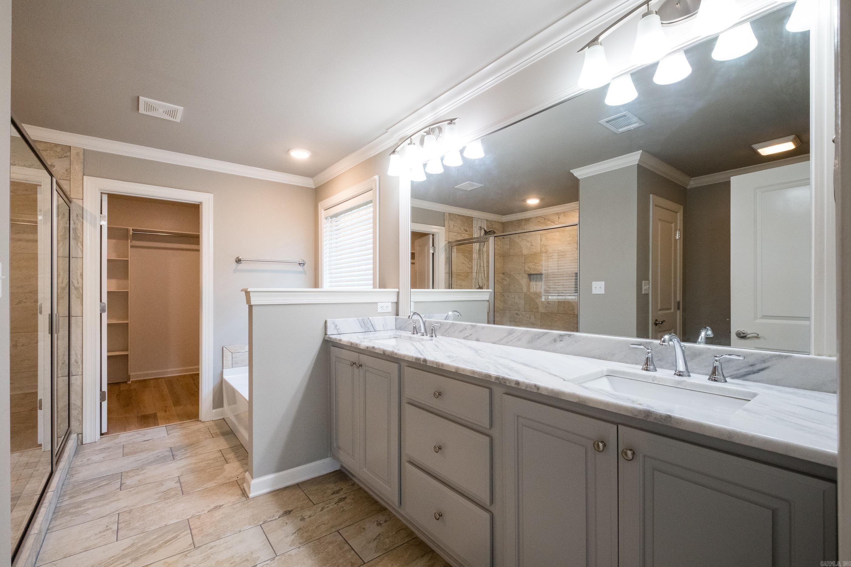 12 Majestic Court Property Photo 27
