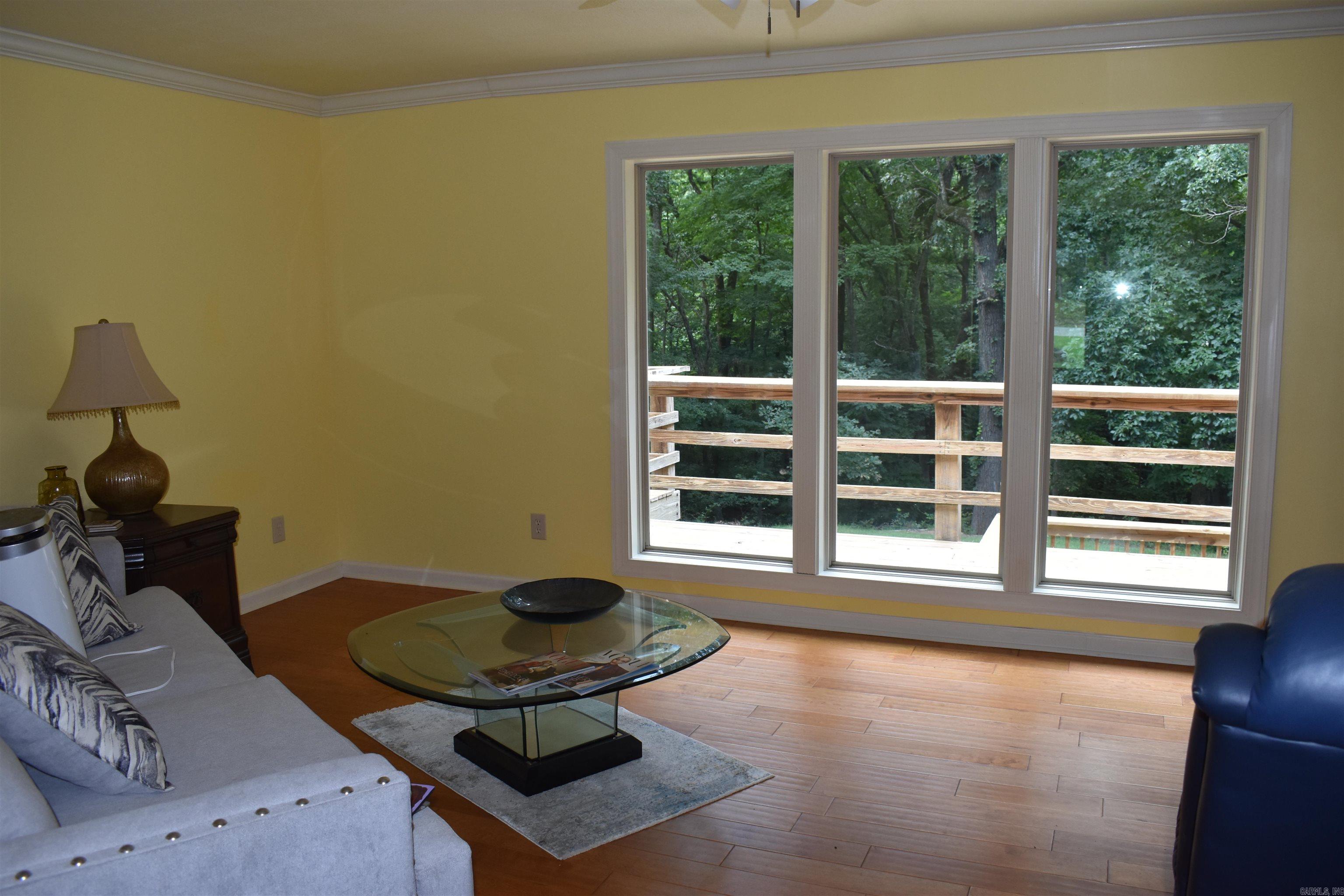1926 Paula Drive Property Photo 9