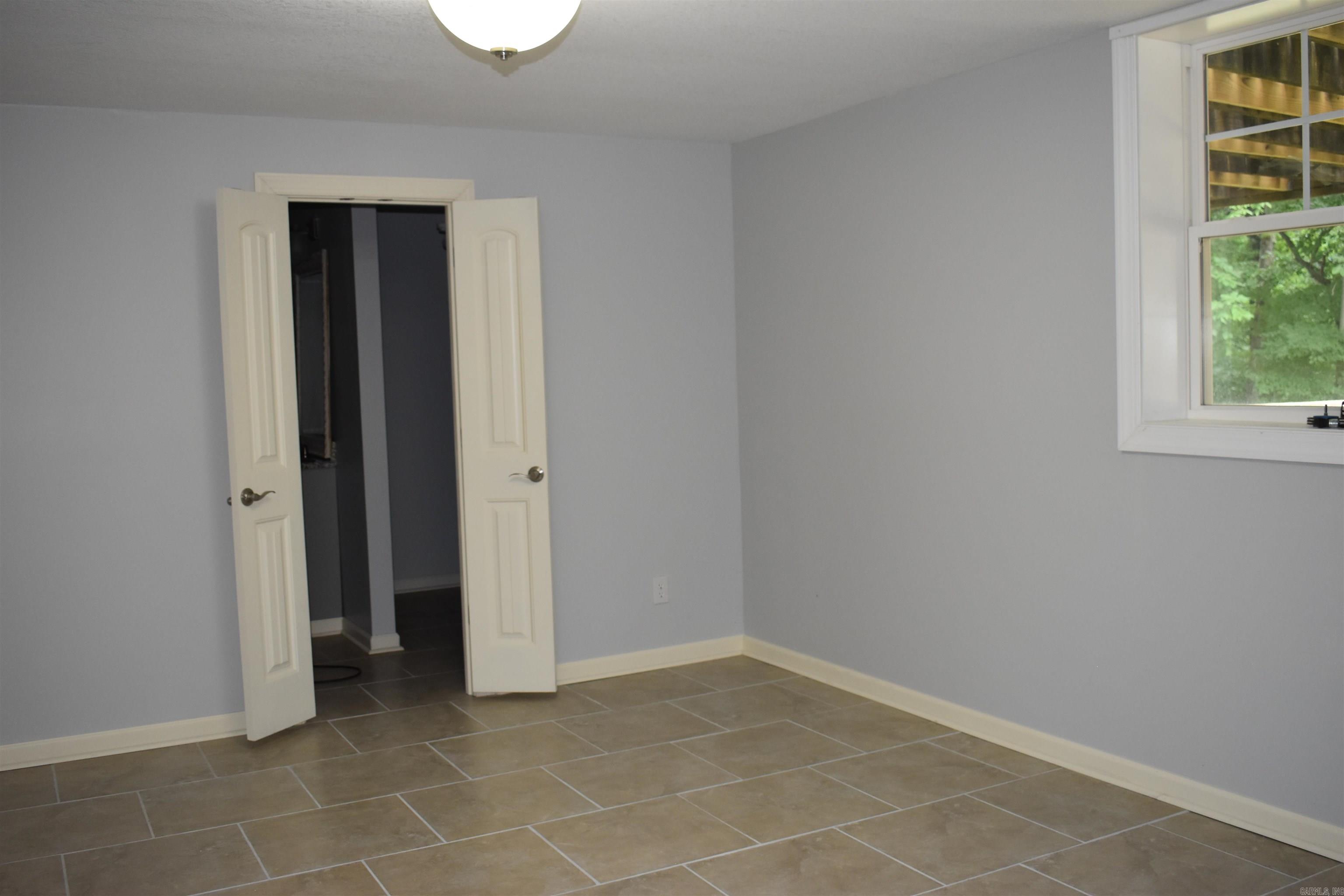 1926 Paula Drive Property Photo 19